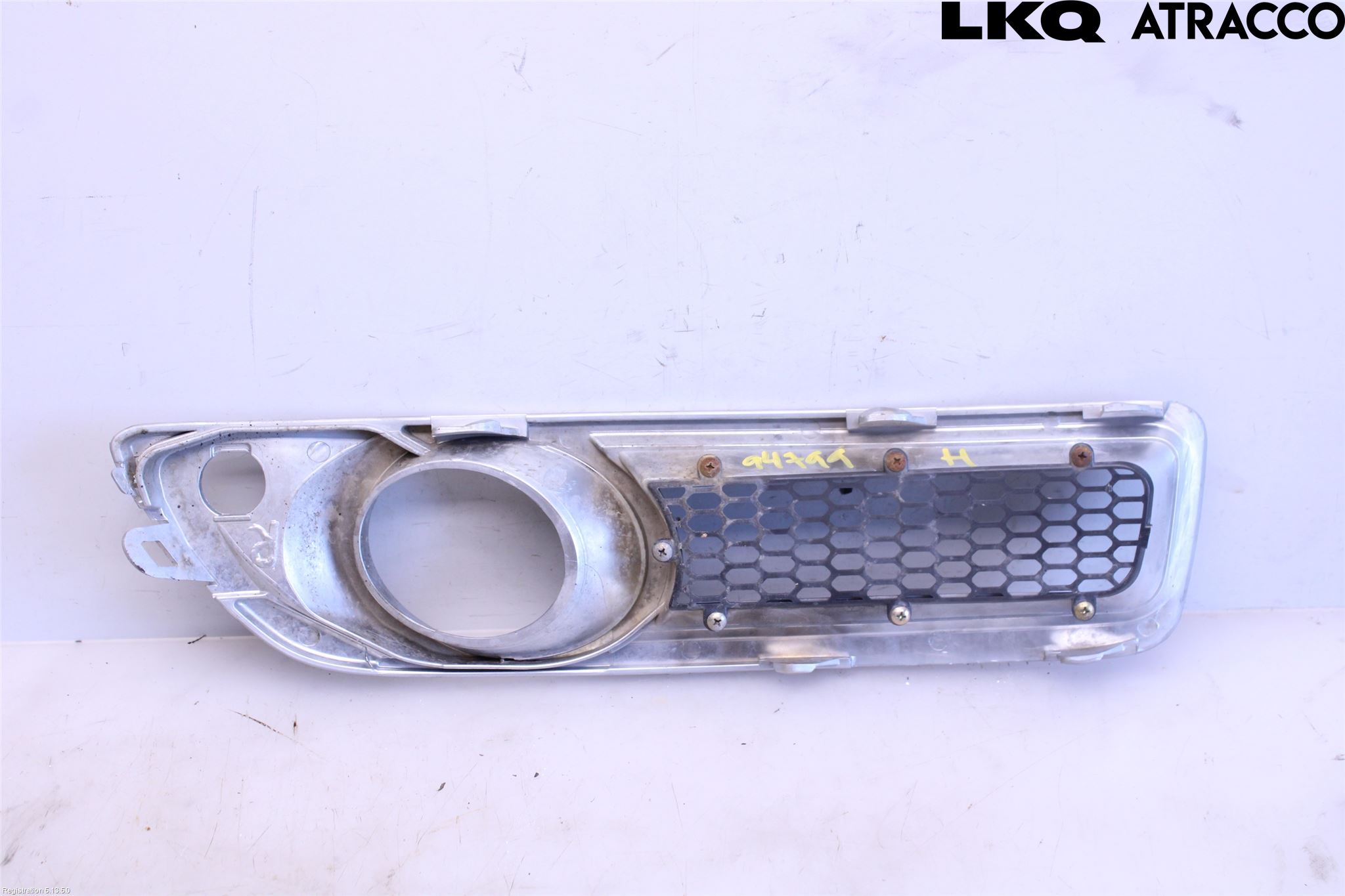 Volvo V70 08-13 Dimljussarg Fram