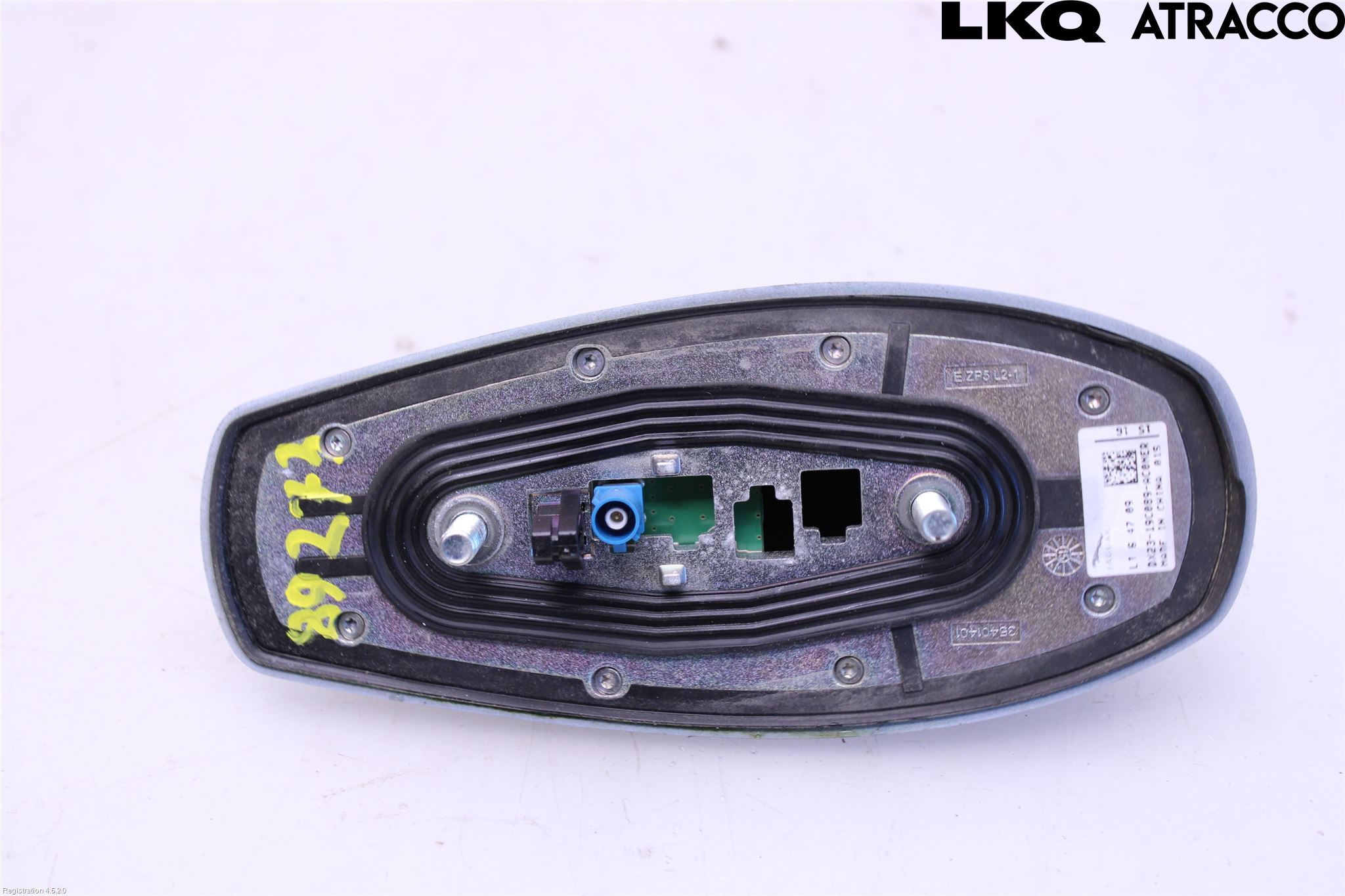 Jaguar XE (X760) 15-24 Antenn