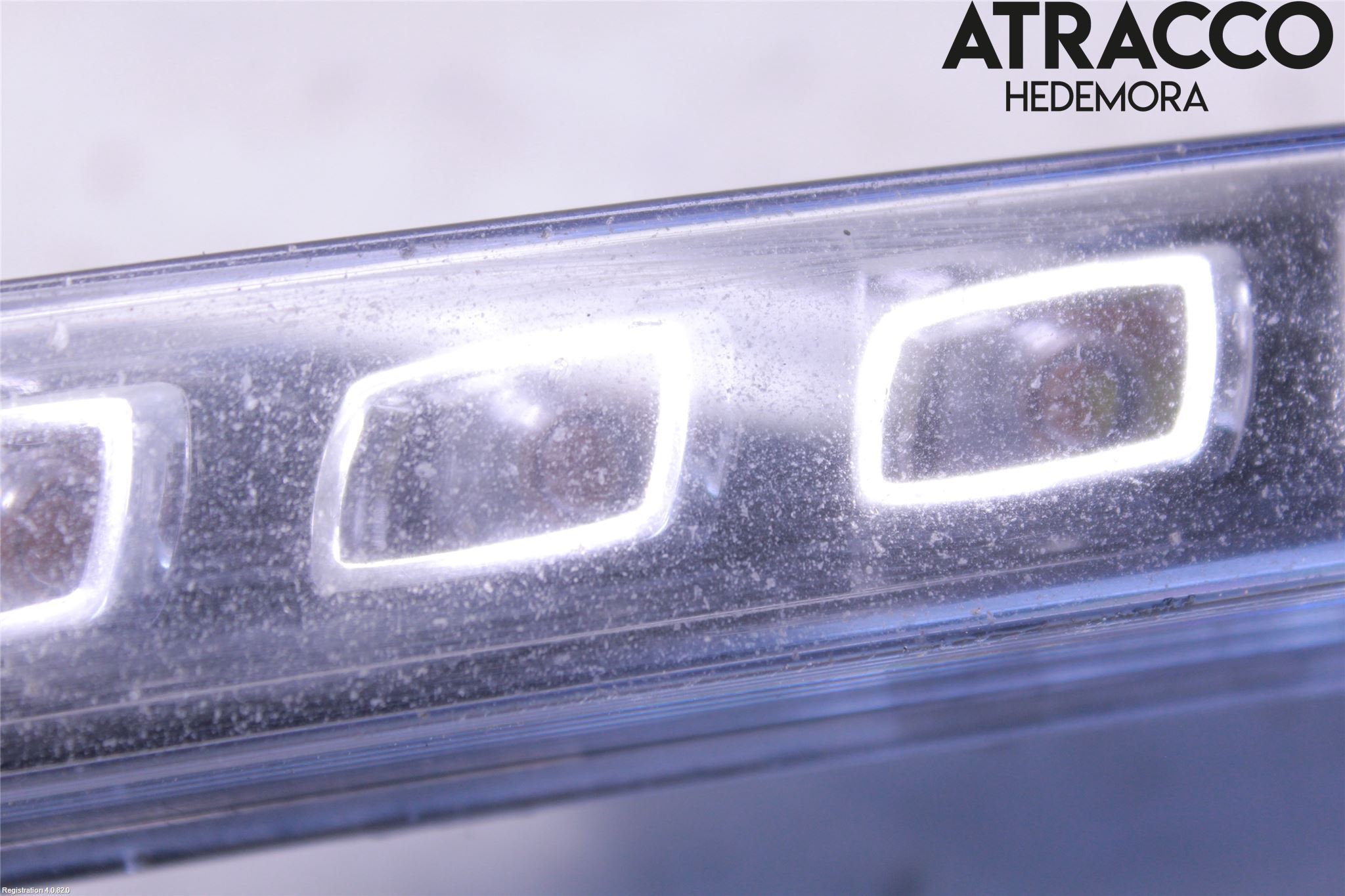 Audi Q7/SQ7 Positionsljus Fram Vä