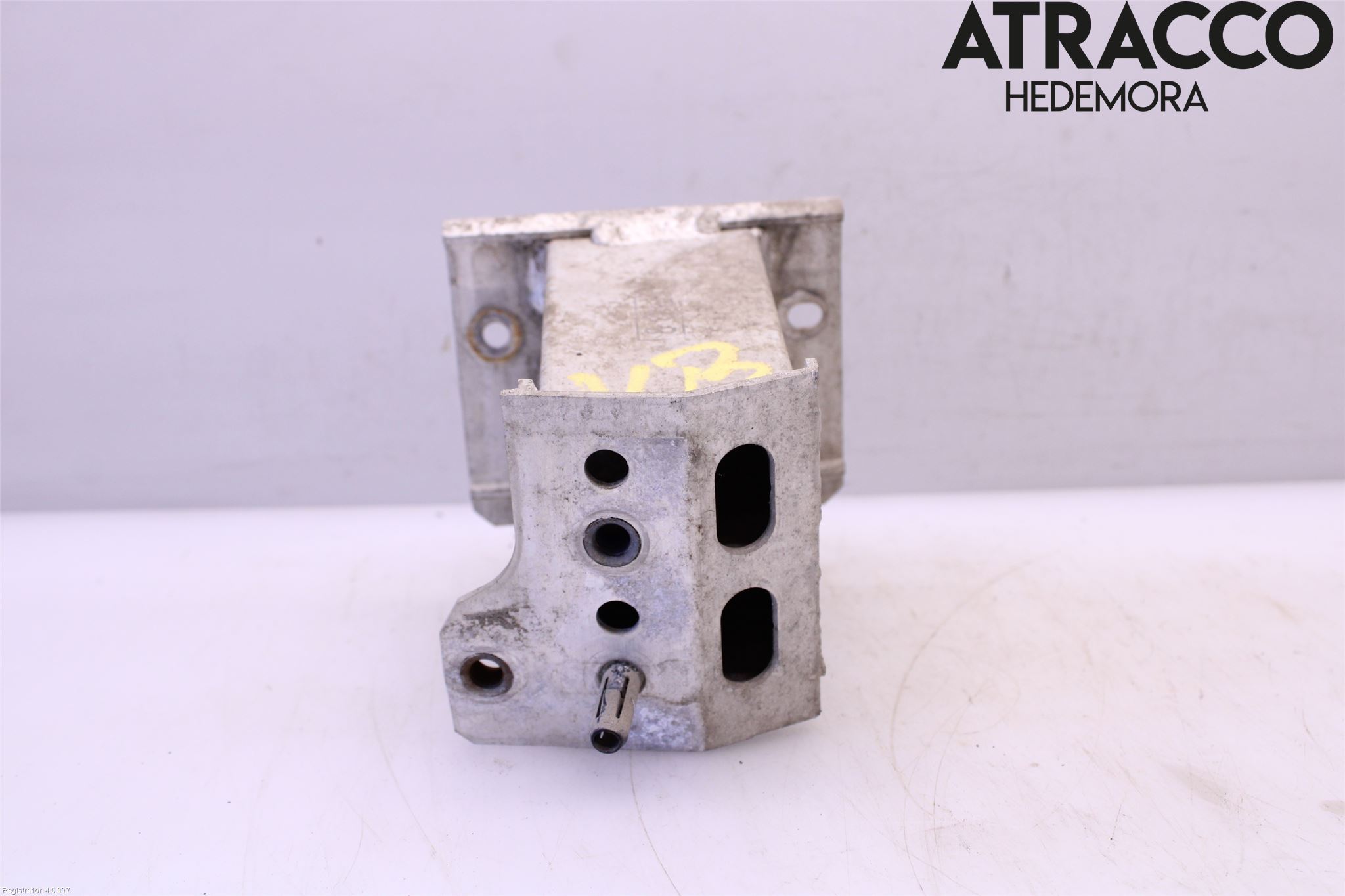 Lexus CT 200h Stötfångarbärjärn Bak