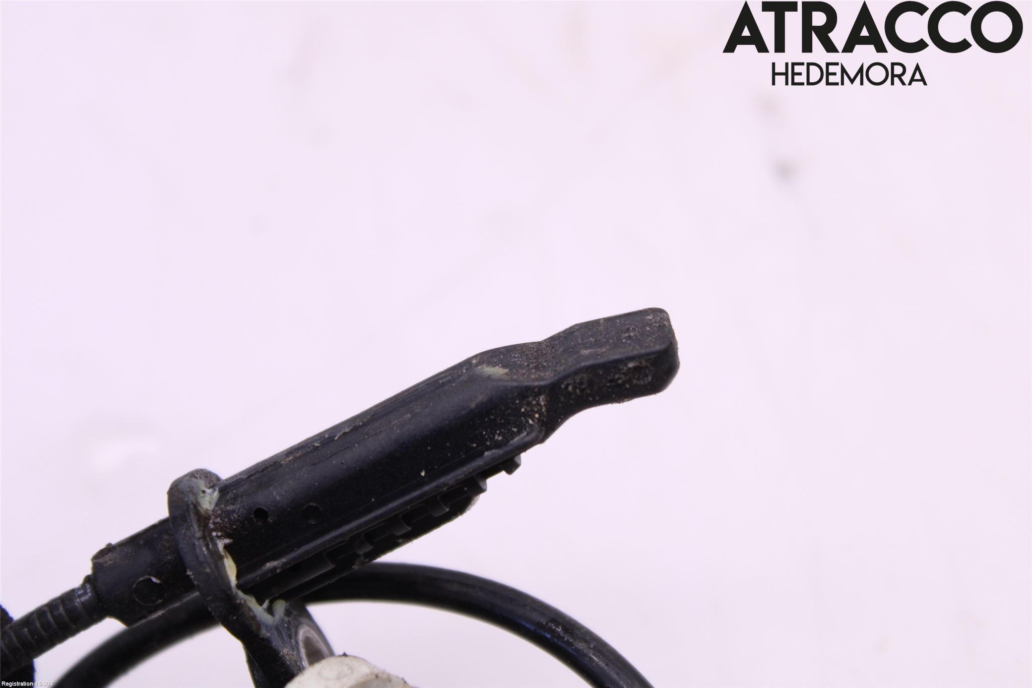 BMW 5 G30/G31/F90 17-23 Abs Sensor