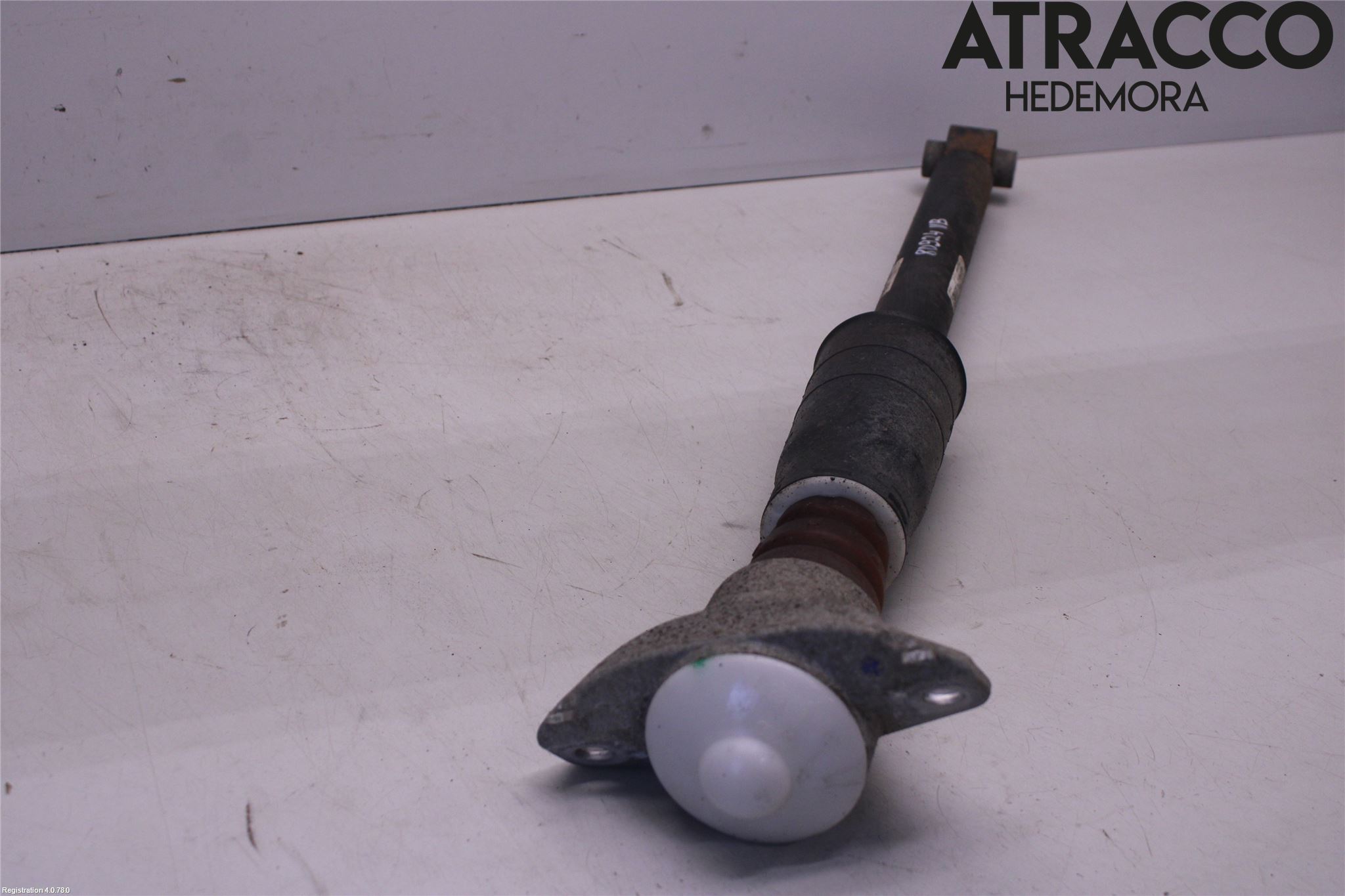 Audi A4/S4 B9 16-19 Stötdämpare Bak