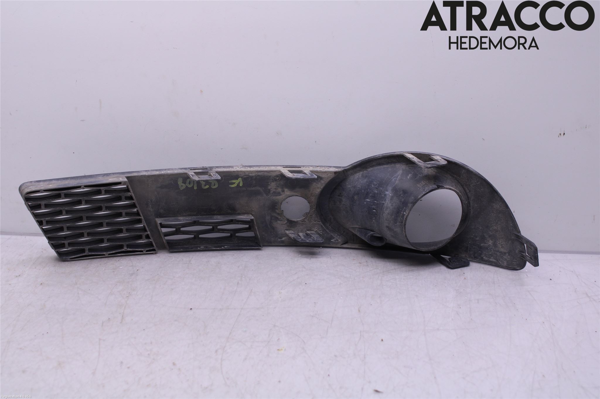 Saab 9-5     06-10 Dimljussarg Fram