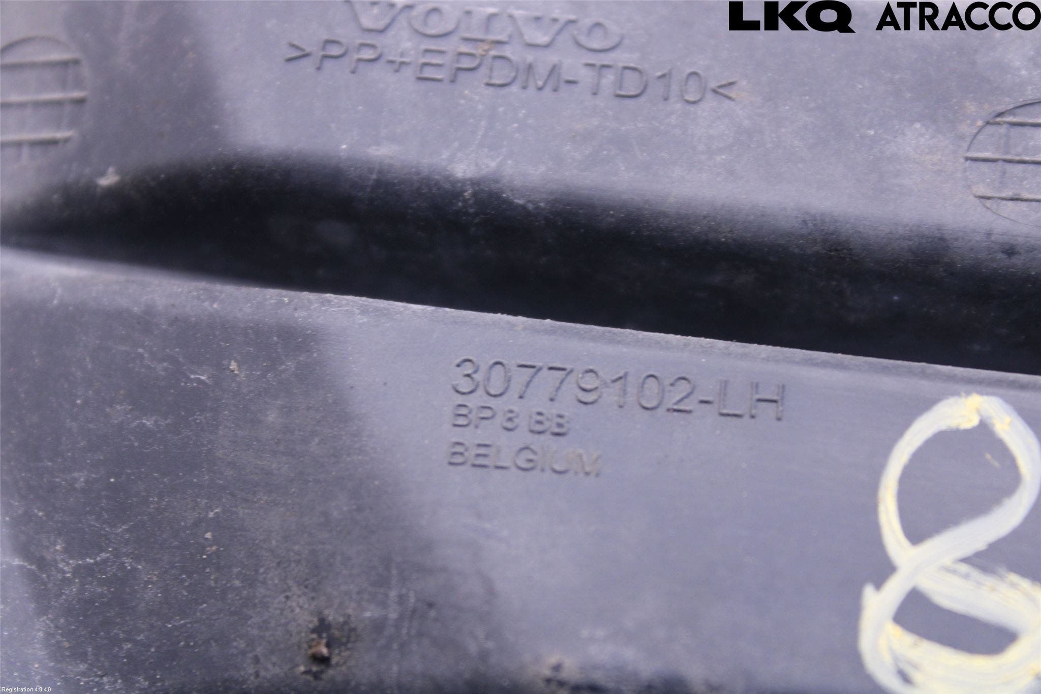 Volvo V50 08-12 Dimljussarg Fram