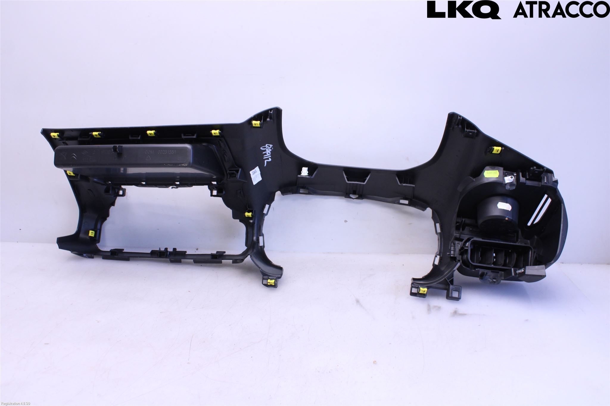 Opel COMBO E 19- Instrumentbräda