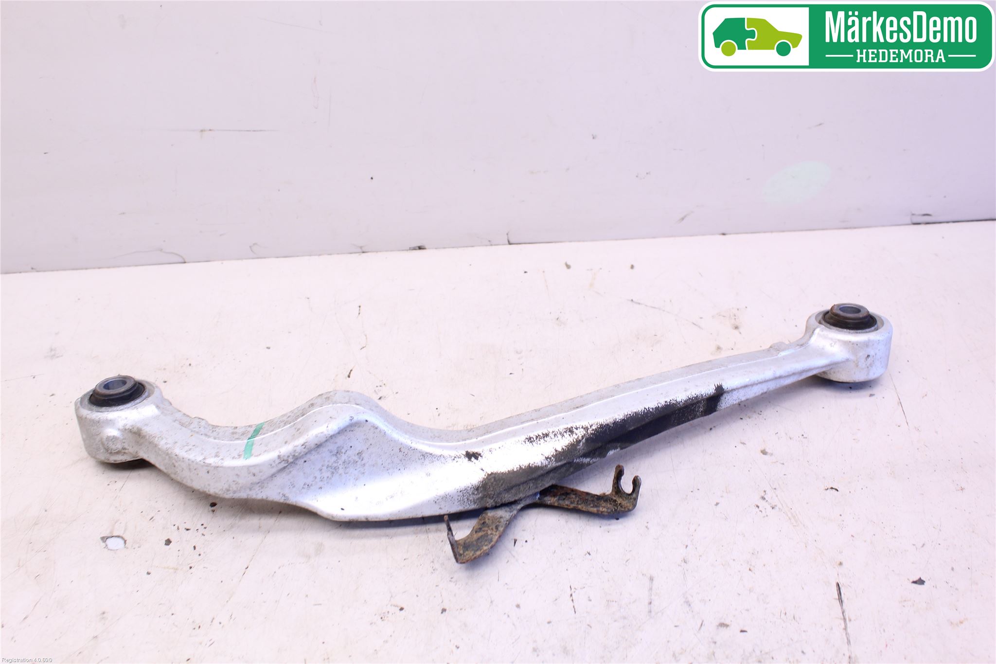 Nissan QASHQAI 10-14 Bärarm Bak Övre Vänster