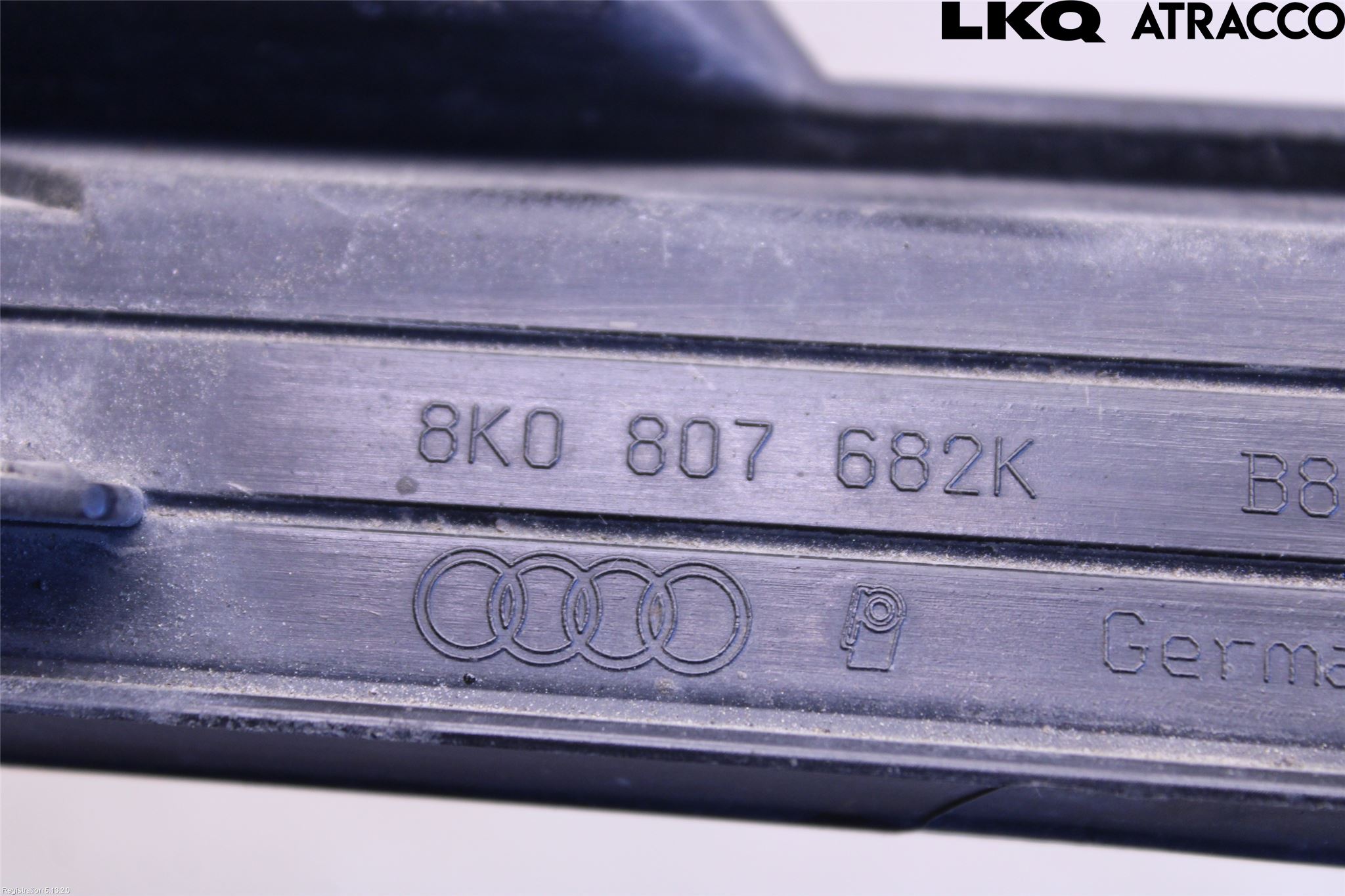 Audi A4 12-15 Dimljussarg Fram