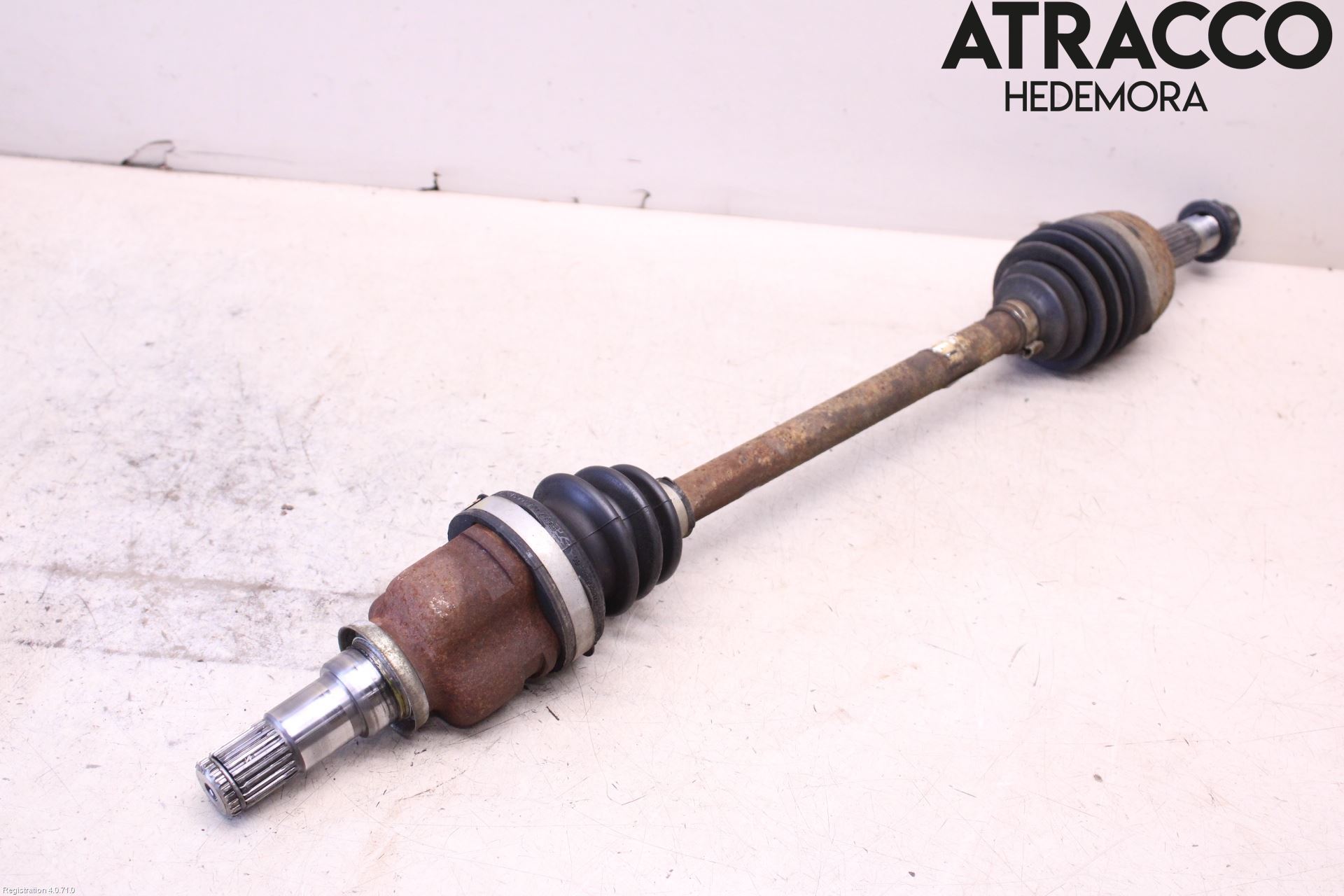Toyota AYGO 06-14 Drivaxel Fram Vänster