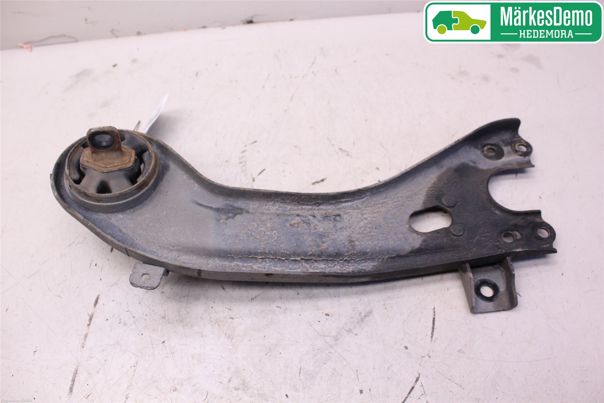 Hyundai SANTA FE 13-18 Bärarm Bak Vänster