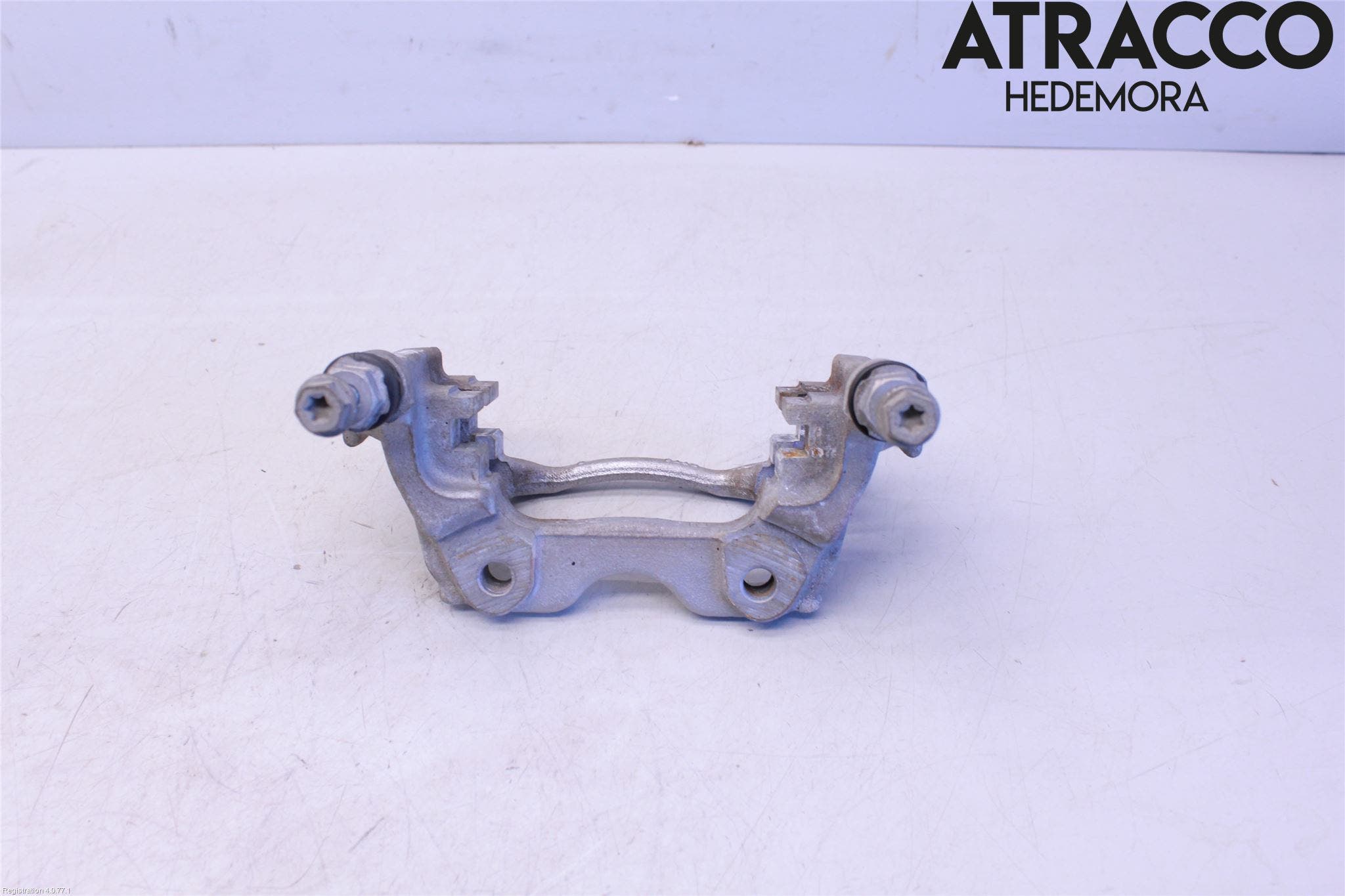 Toyota YARIS XP21 20- Bromsokshållare