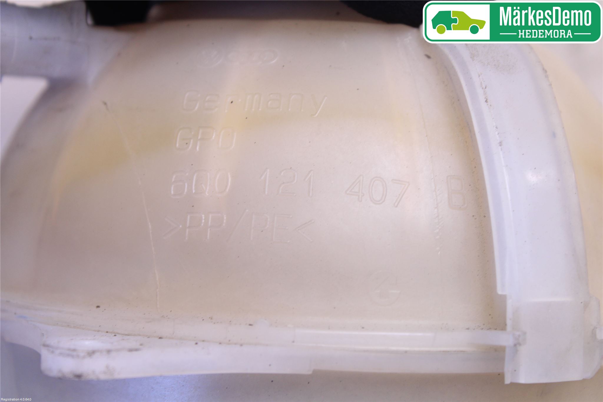 Volkswagen VW POLO 10-17 Expansionstank