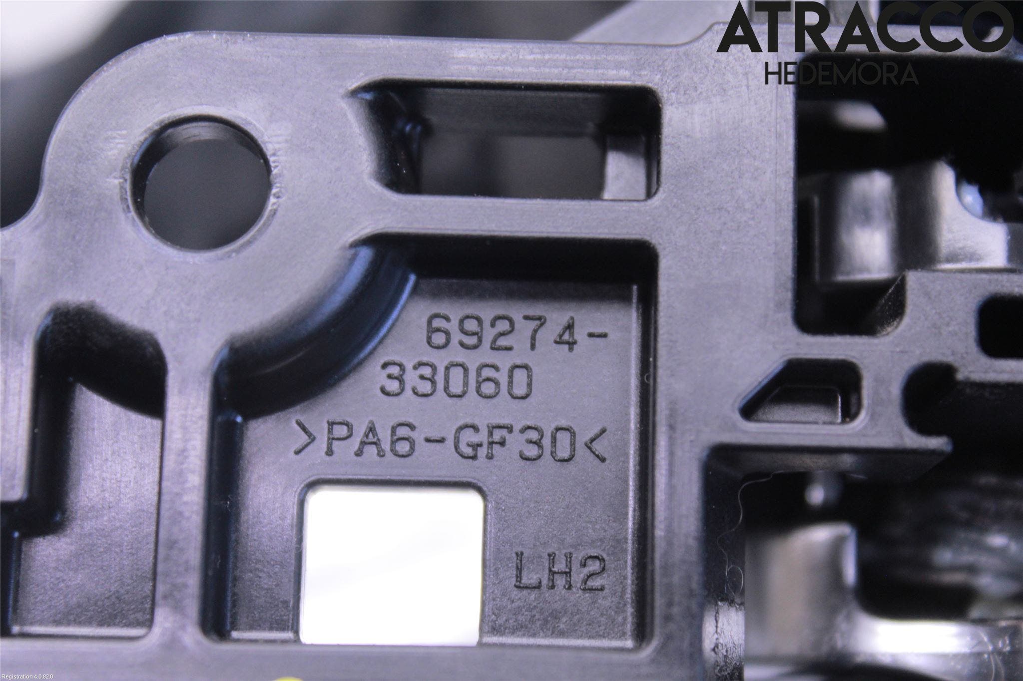 Toyota RAV4 19- Dörrhandtag Inre Vä