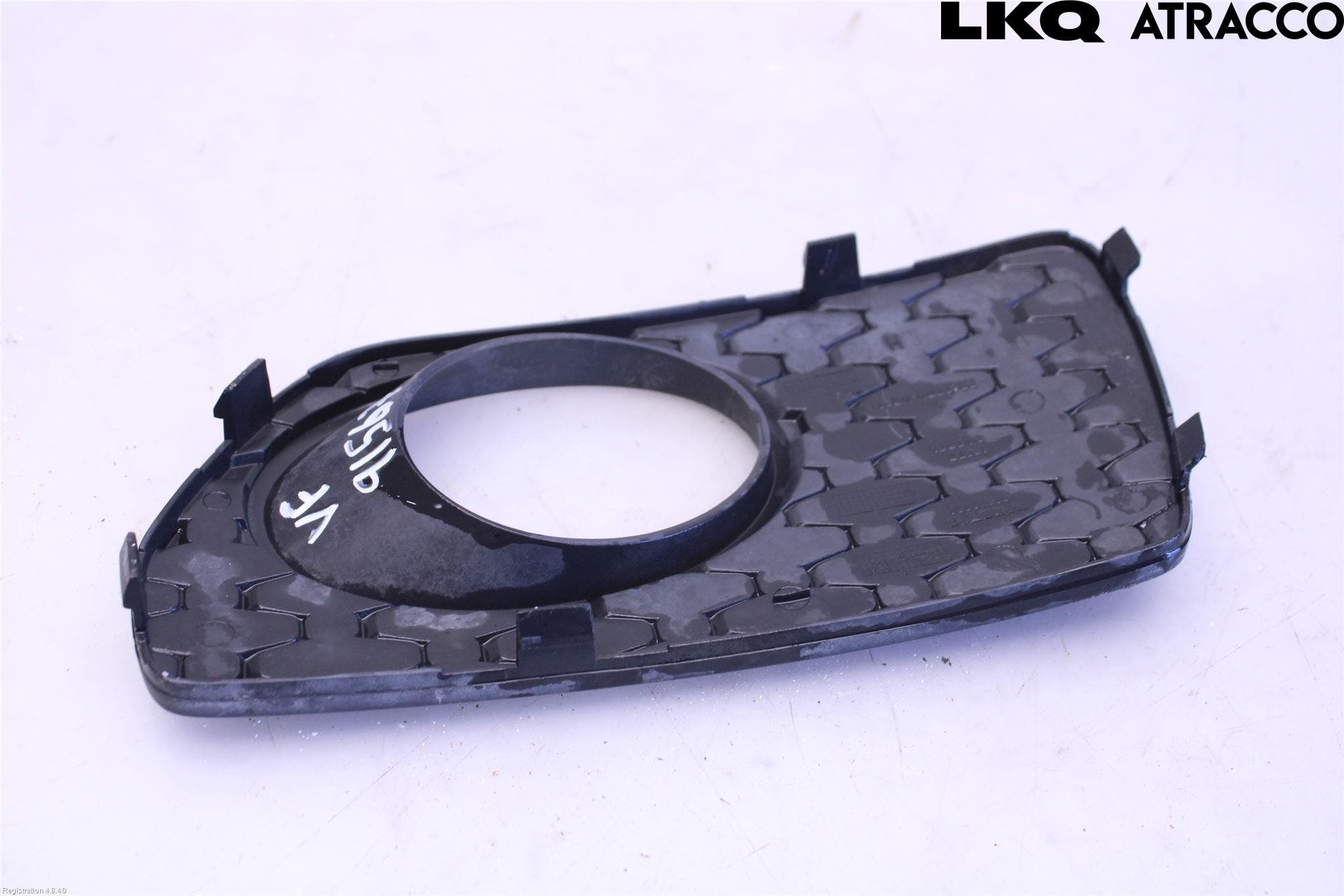 Volvo XC70 08-13 Dimljussarg Fram