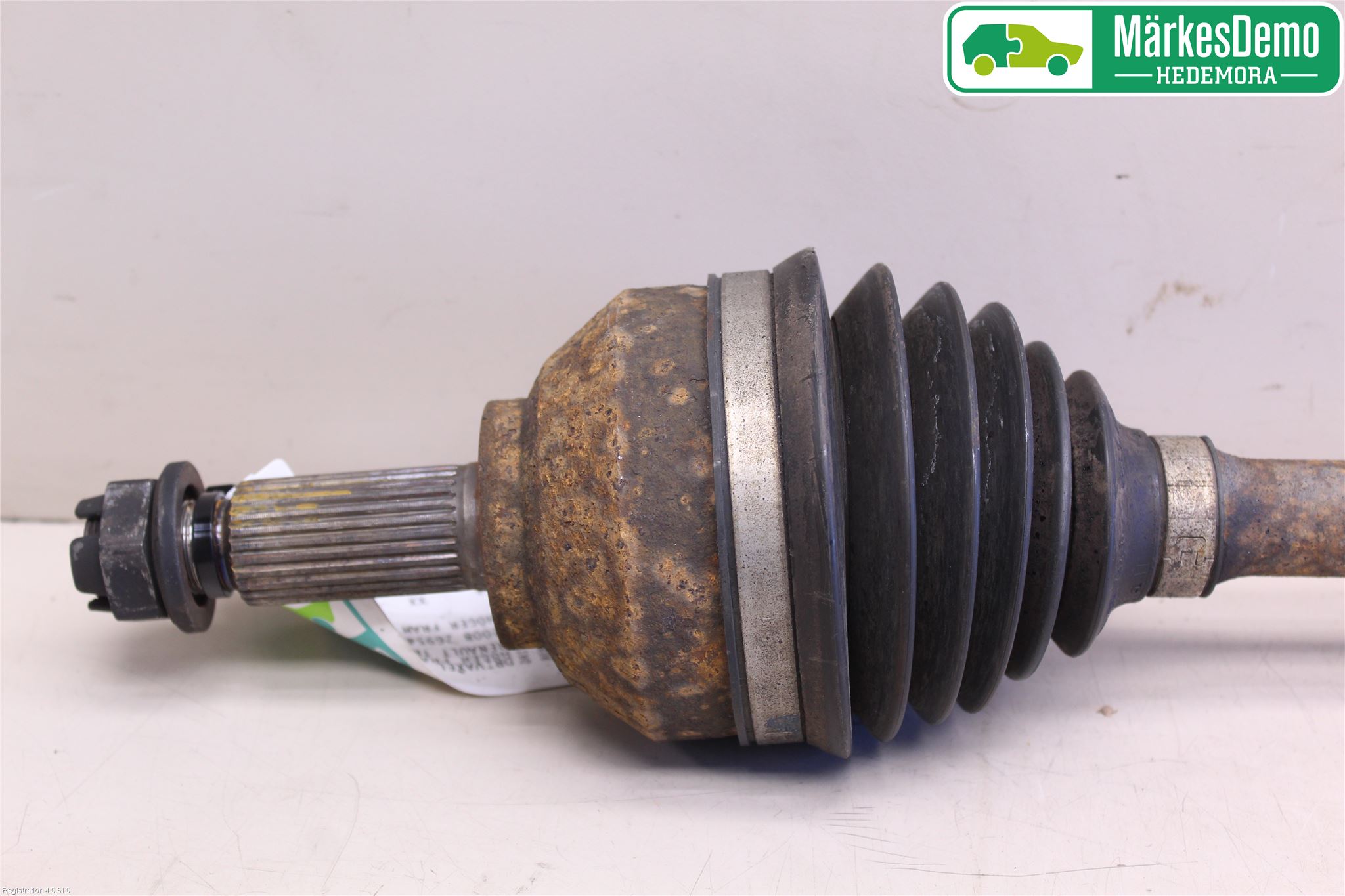 Renault TRAFIC   02-14 Drivaxel Fram Höger