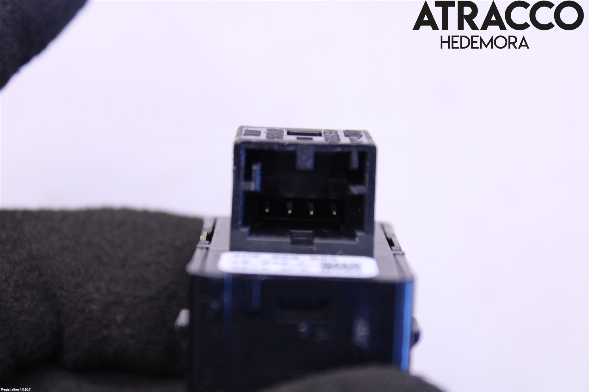 Audi A4/S4 B9 20- Strömställare Elhiss