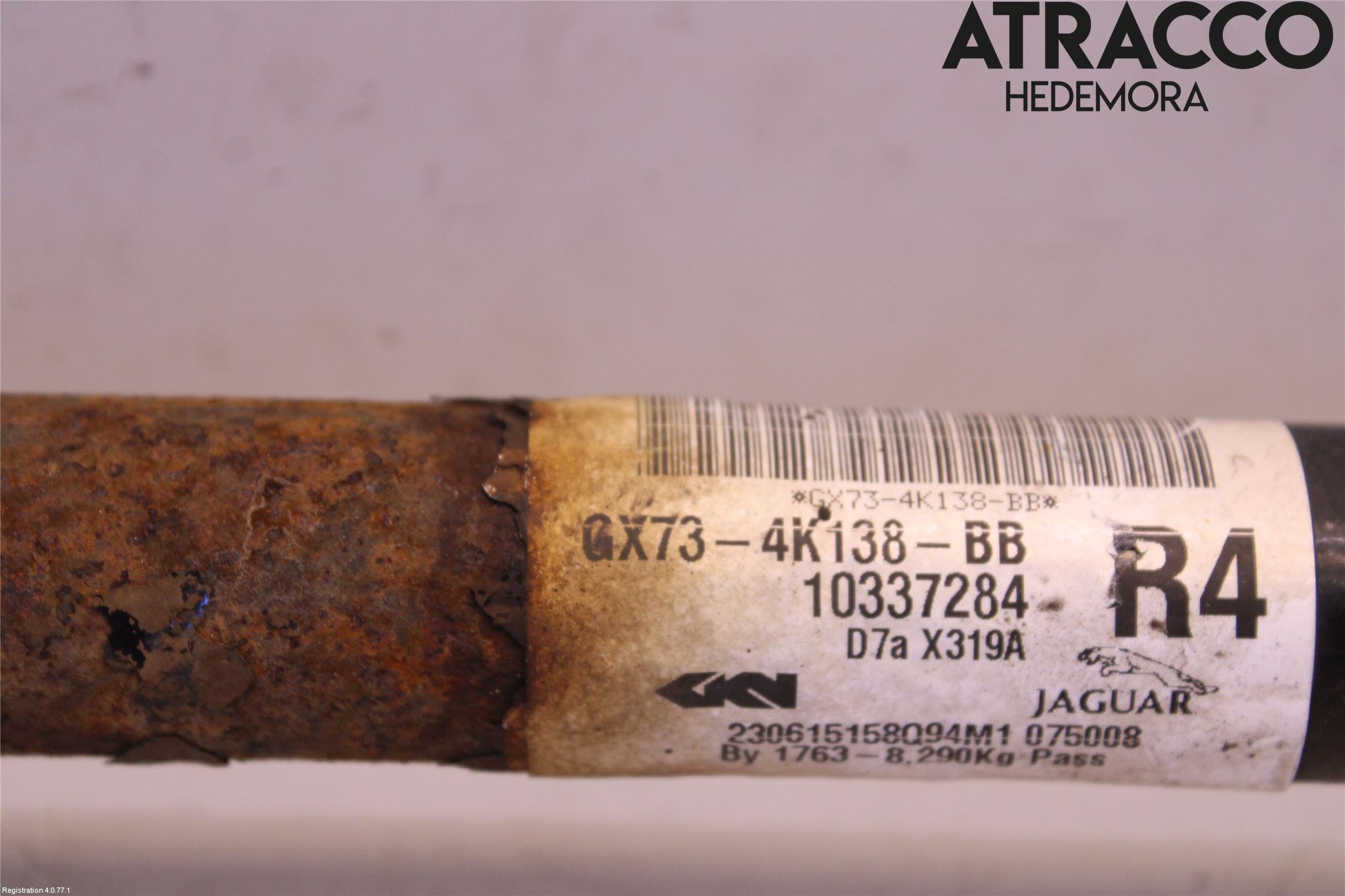 Jaguar XE (X760) 15-24 Drivaxel Bak Höger
