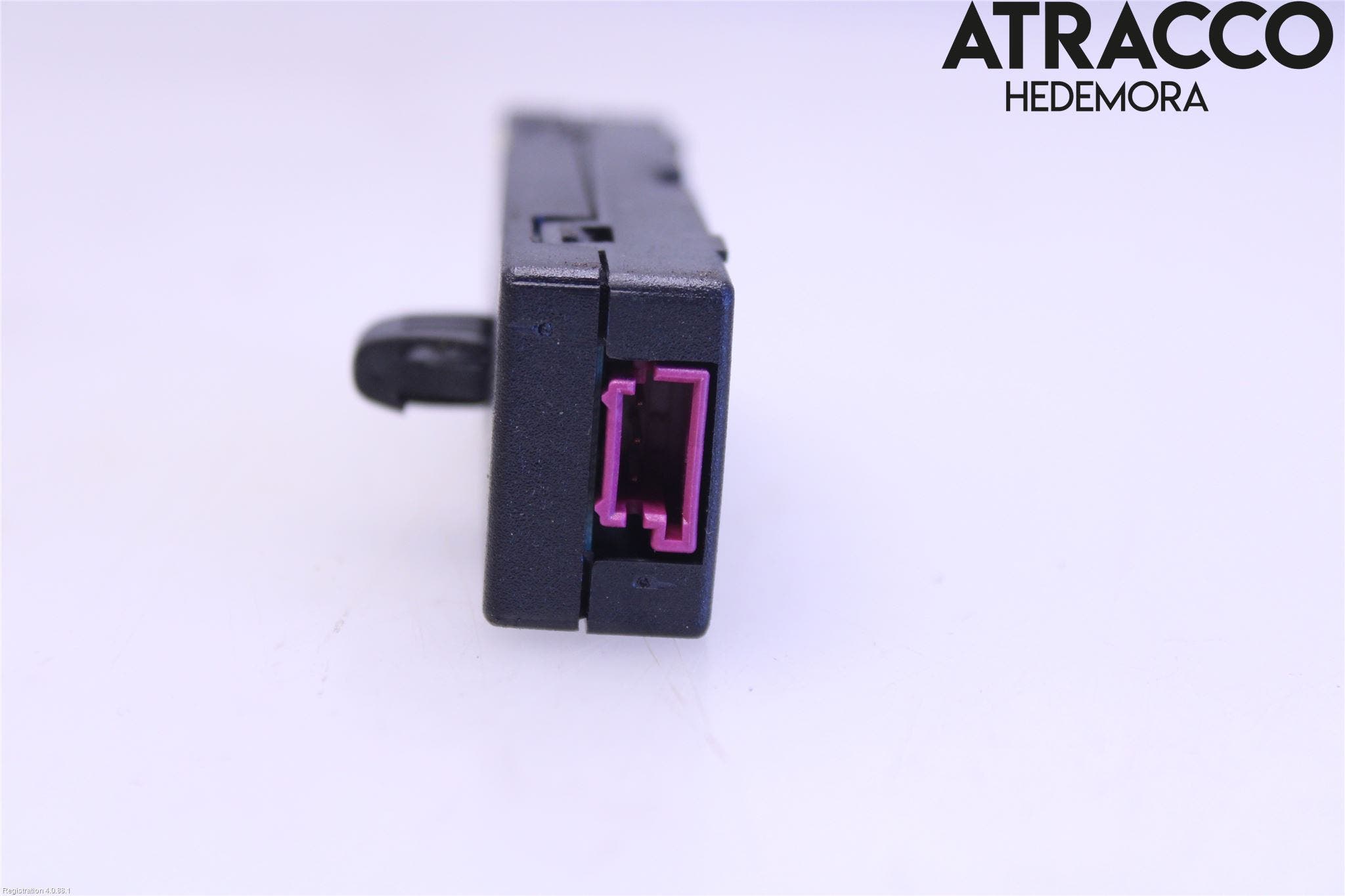 Volvo V40 CROSS COUNTRY 13-19 Antennförstärkare