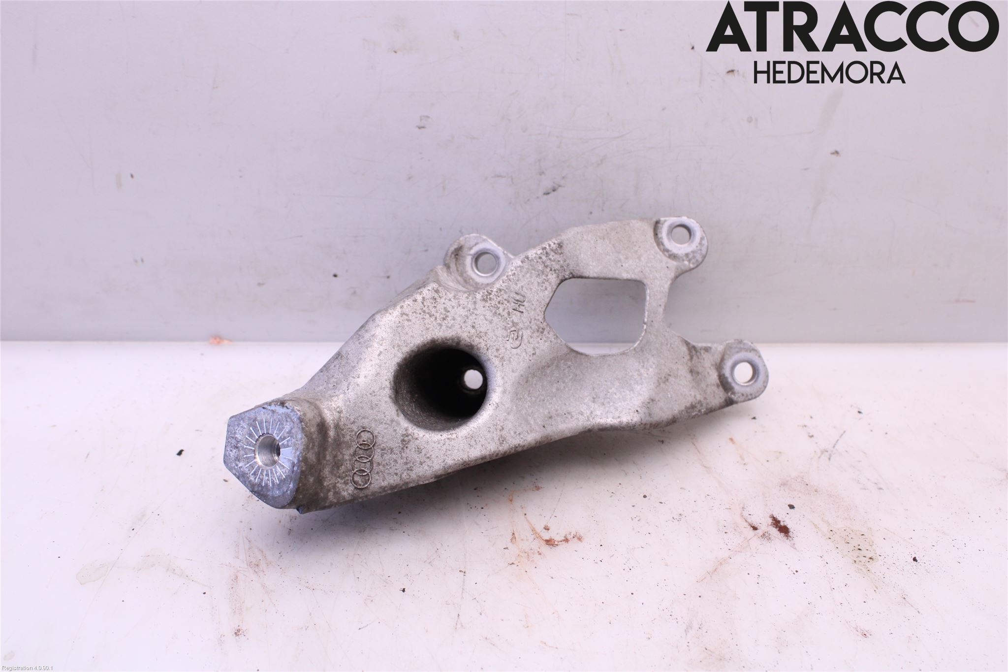 Audi A4 12-15 Motorfäste