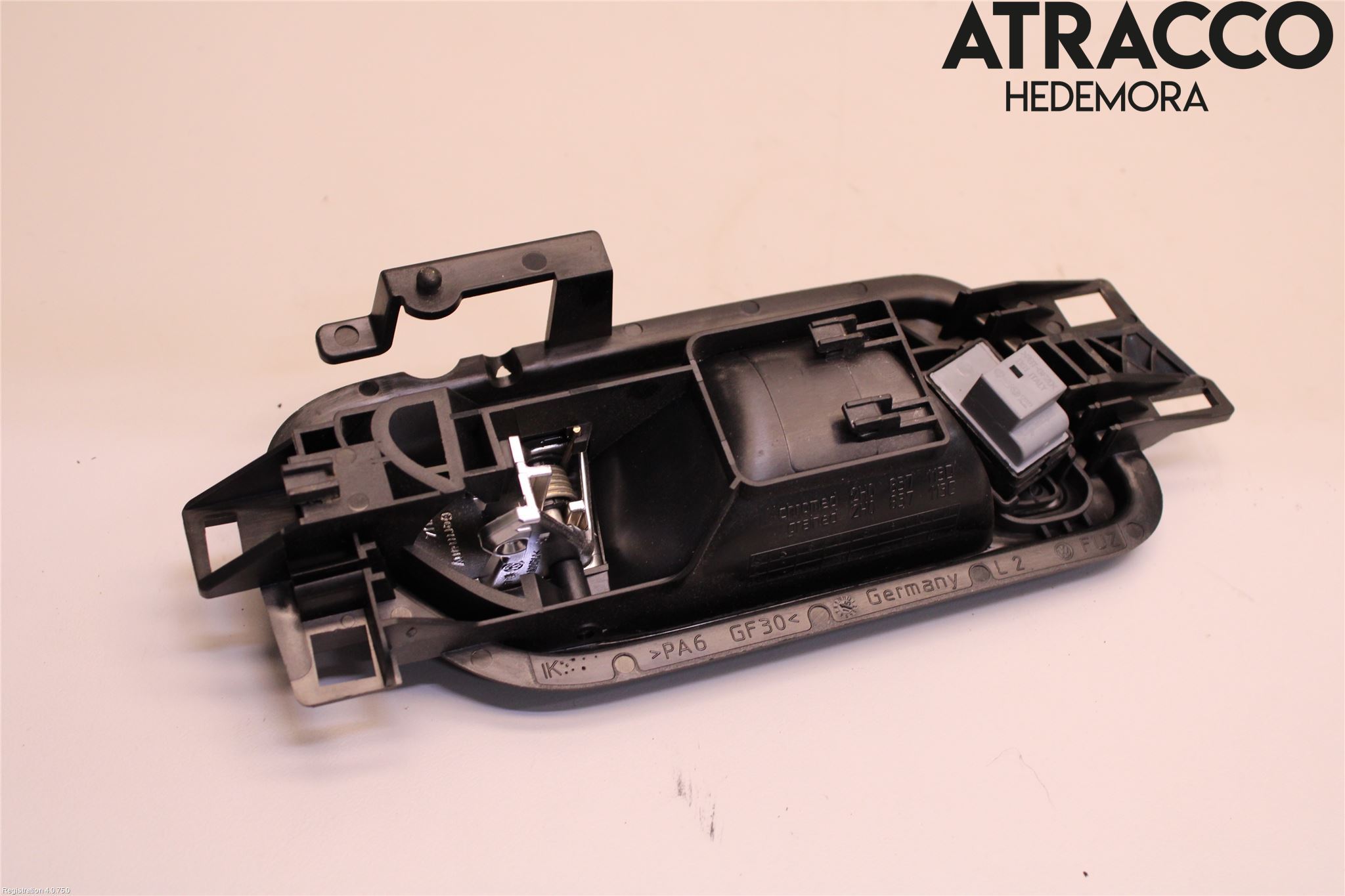 Volkswagen VW AMAROK 2H 10-22 Dörrhandtag Inre Vä