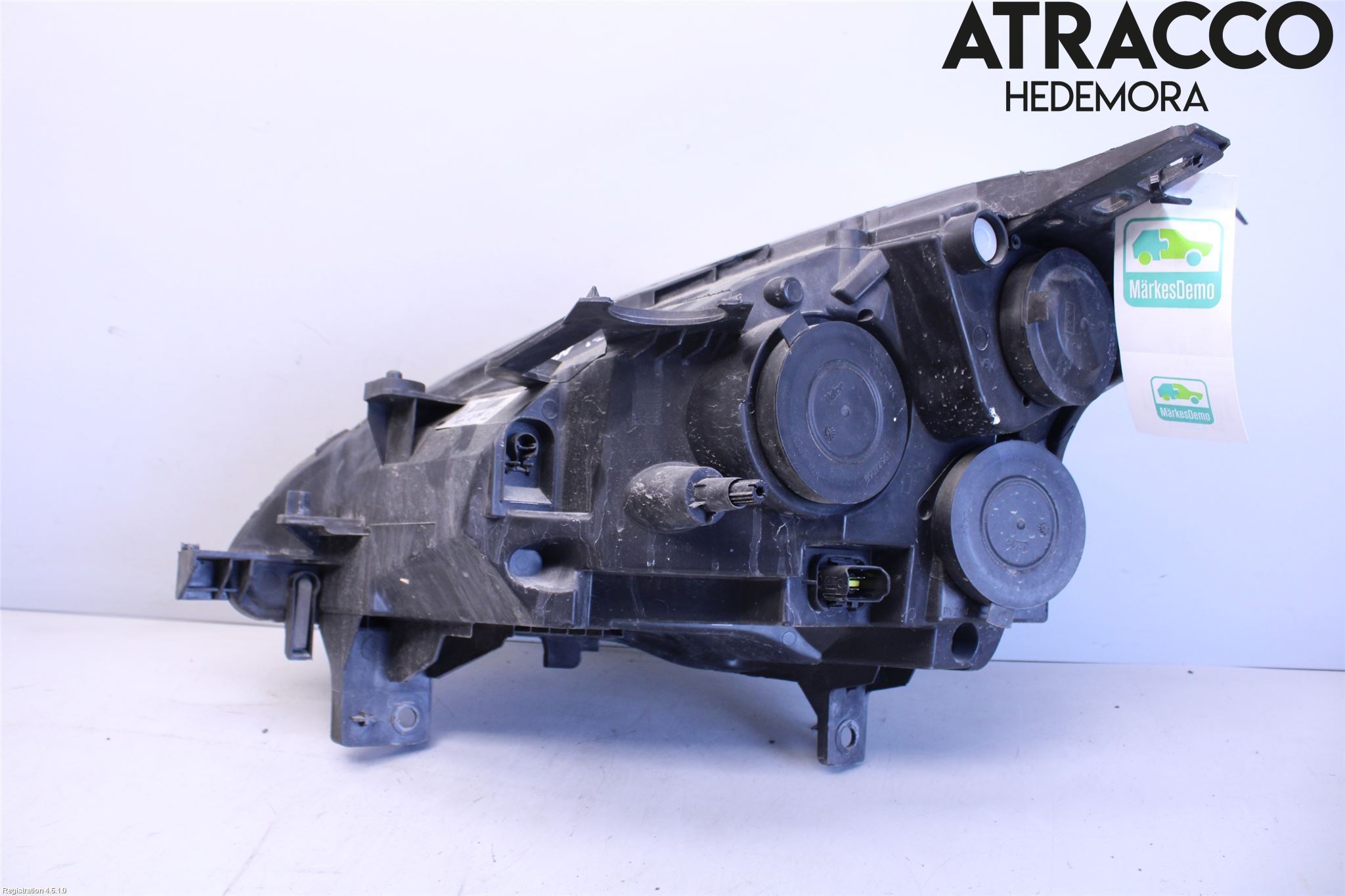 Peugeot PARTNER 08-15 Strålkastare Höger