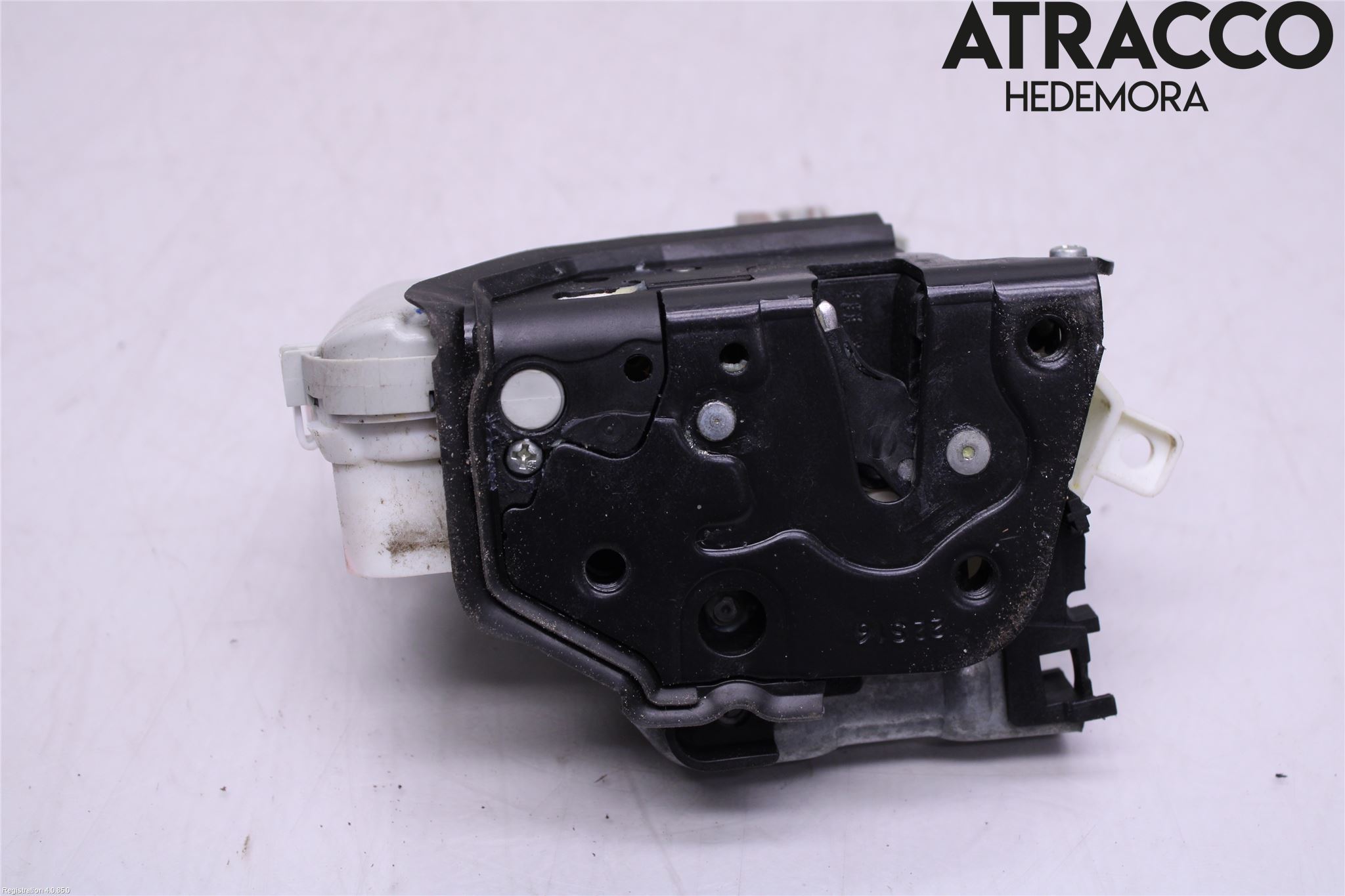 Audi Q3 8U 12-18 Låskista-Dörrlås