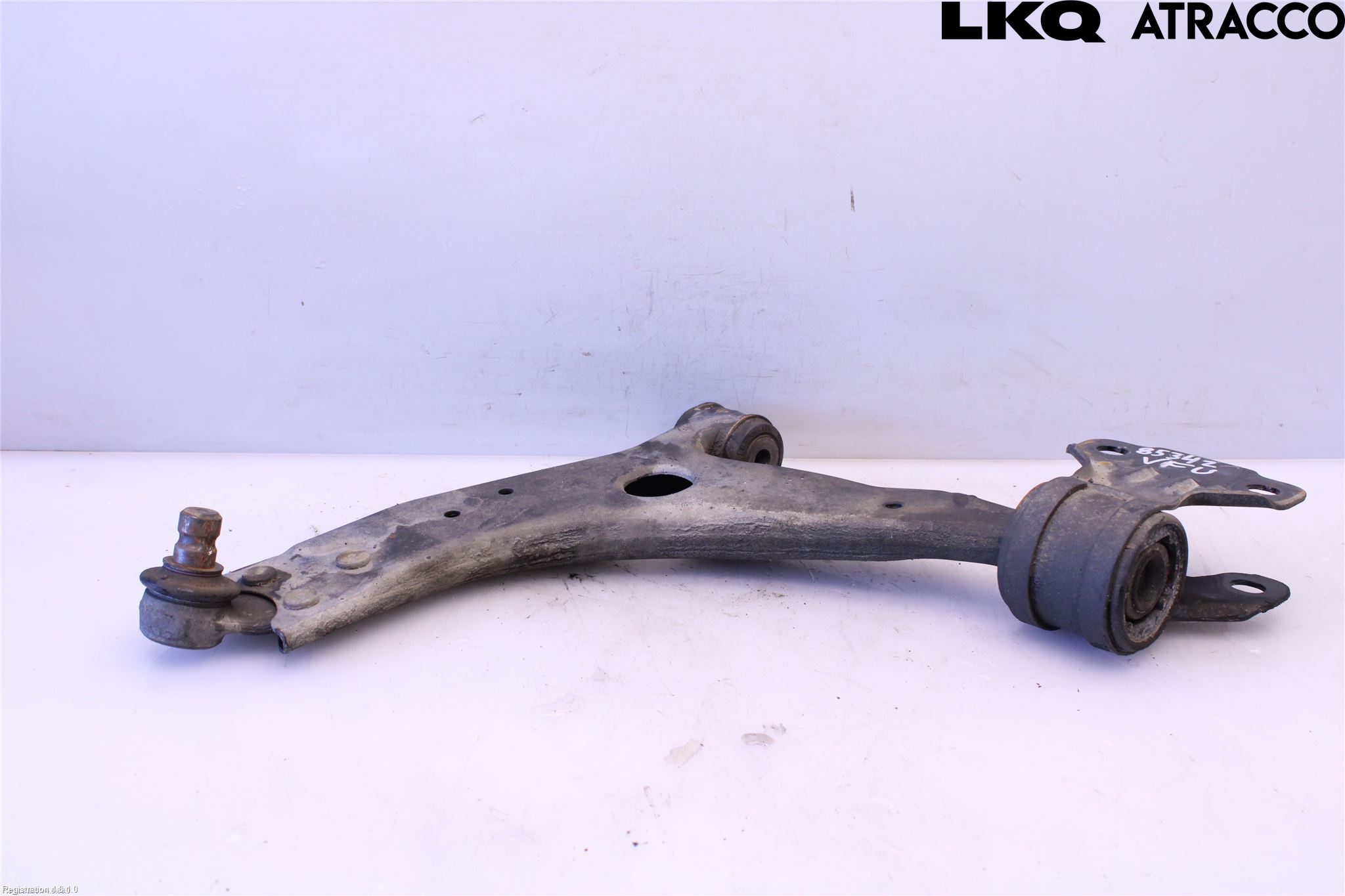 Ford FOCUS 15-18 Bärarm Fram Undre Vä