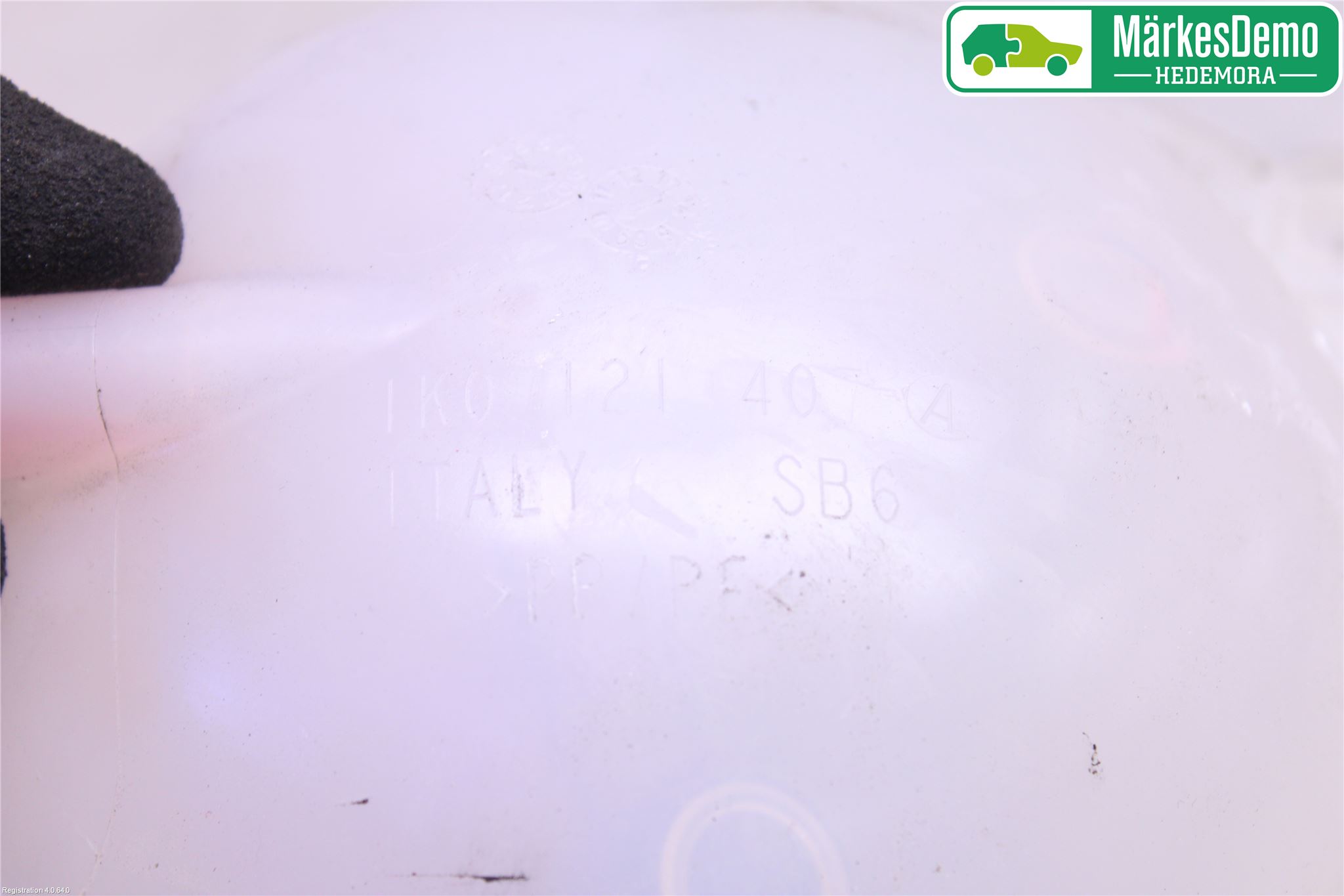 Volkswagen VW GOLF VI 09-13 Expansionstank
