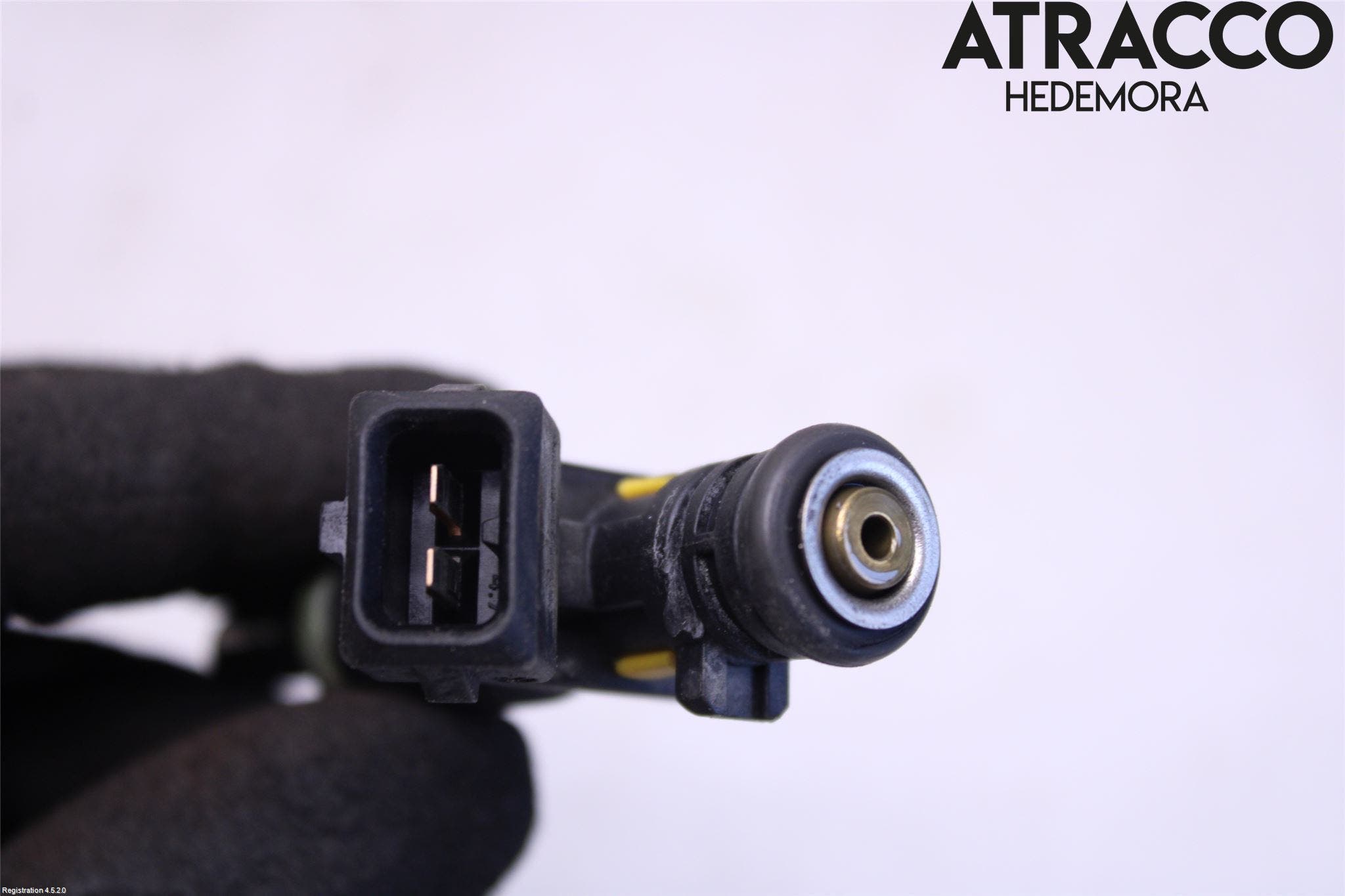 Mercedes-Benz MB C-KLASS (W204) 07-15 Injspridare