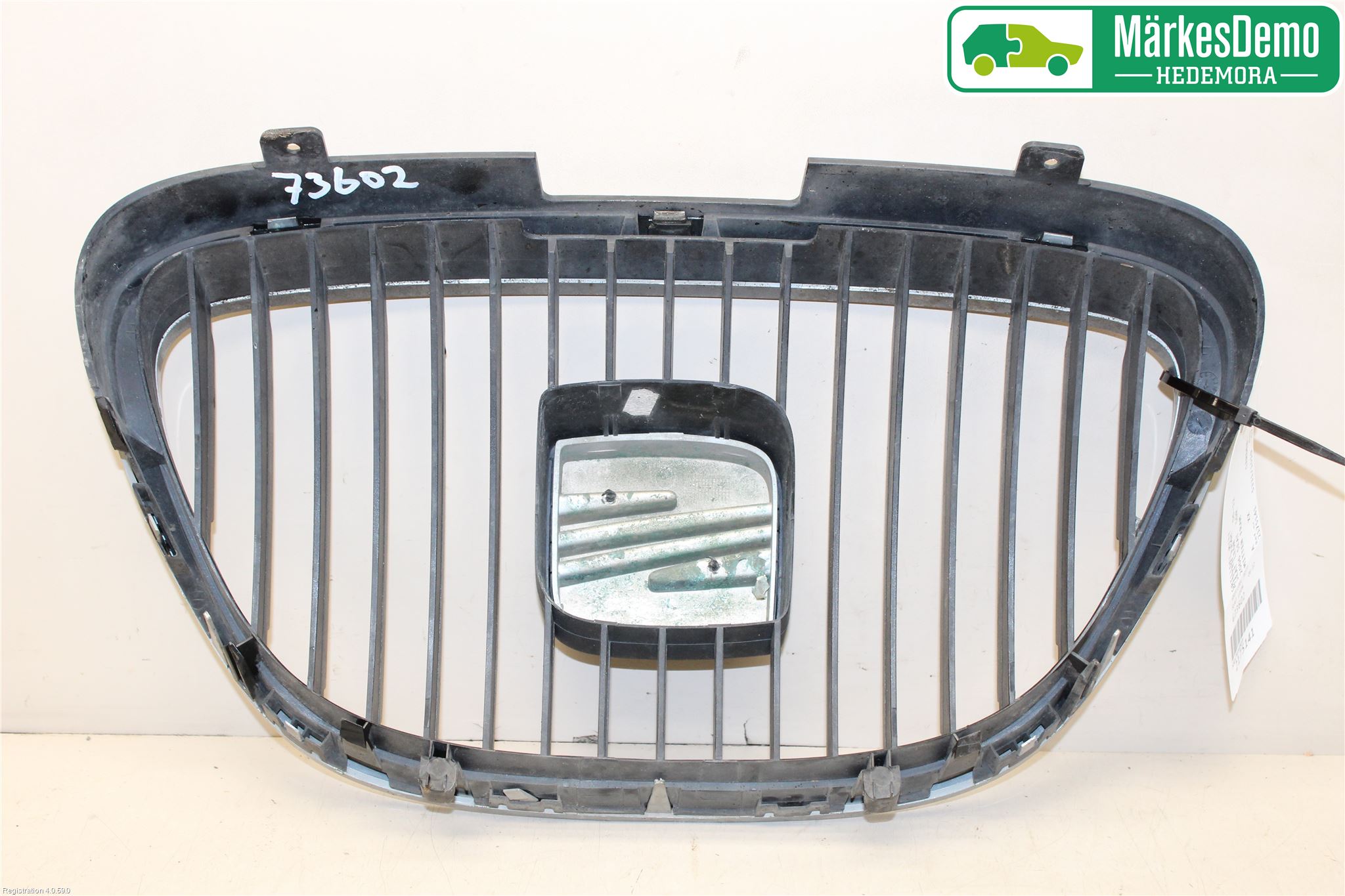 Seat LEON 06-12 Grilldel Mitt