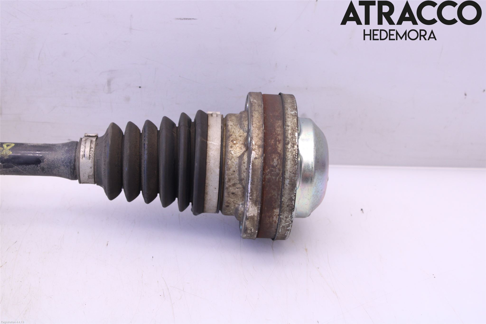 Audi Q2/SQ2 17- Drivaxel Fram Vänster