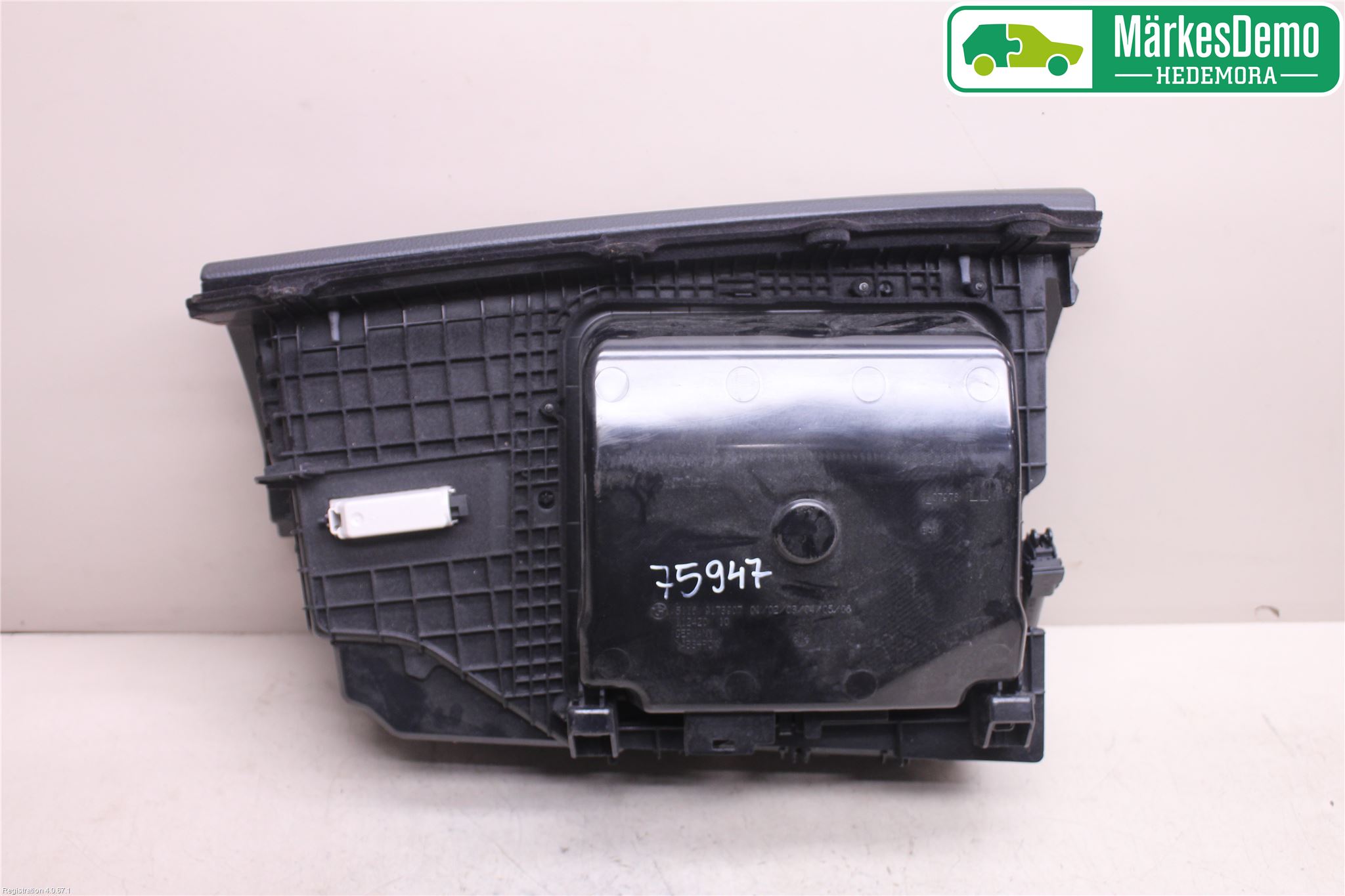 BMW 5 F10/F11/F18 09-17 Handskfack