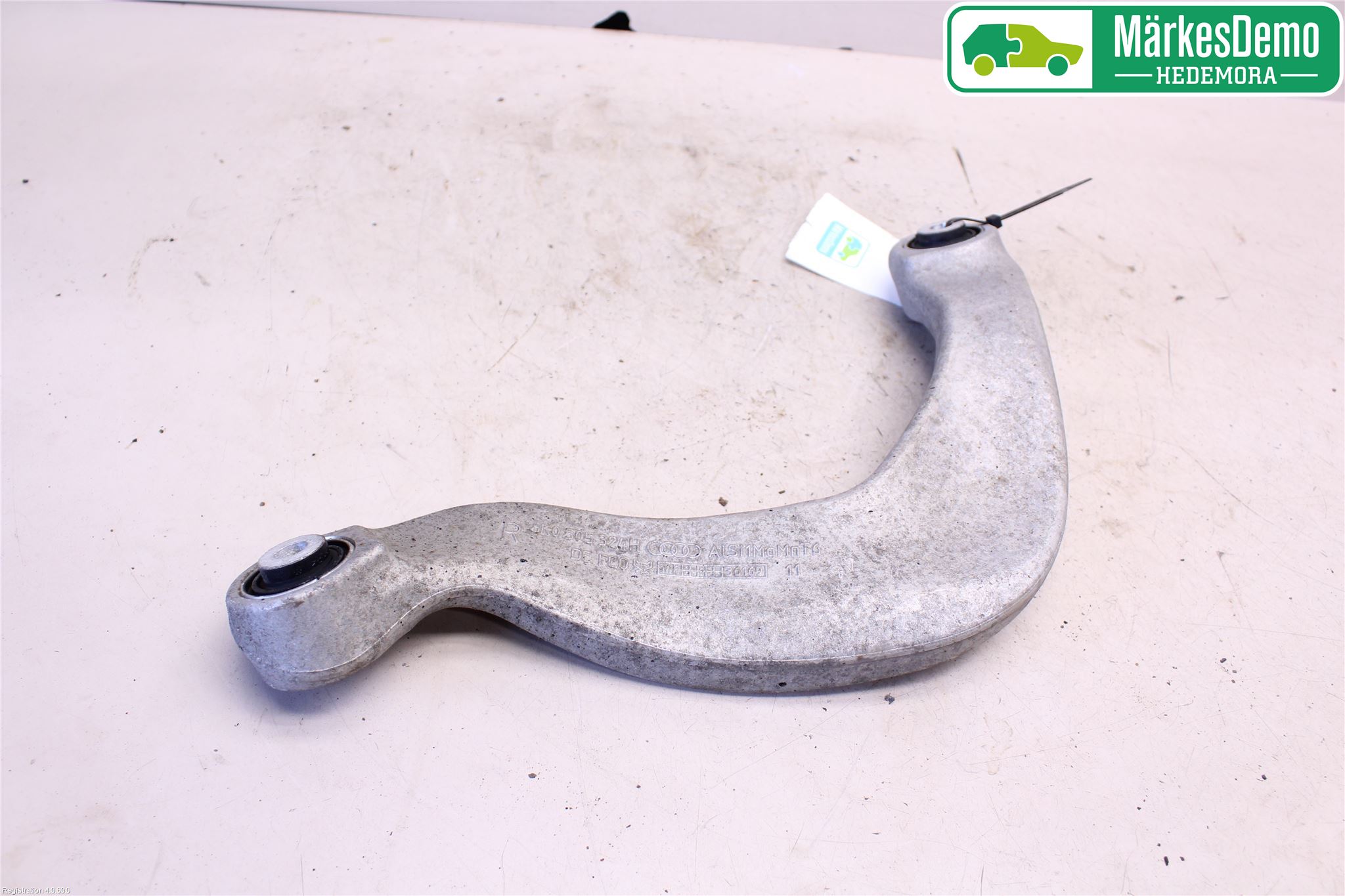 Audi Q5 09-16 Bärarm Bak Övre Höger