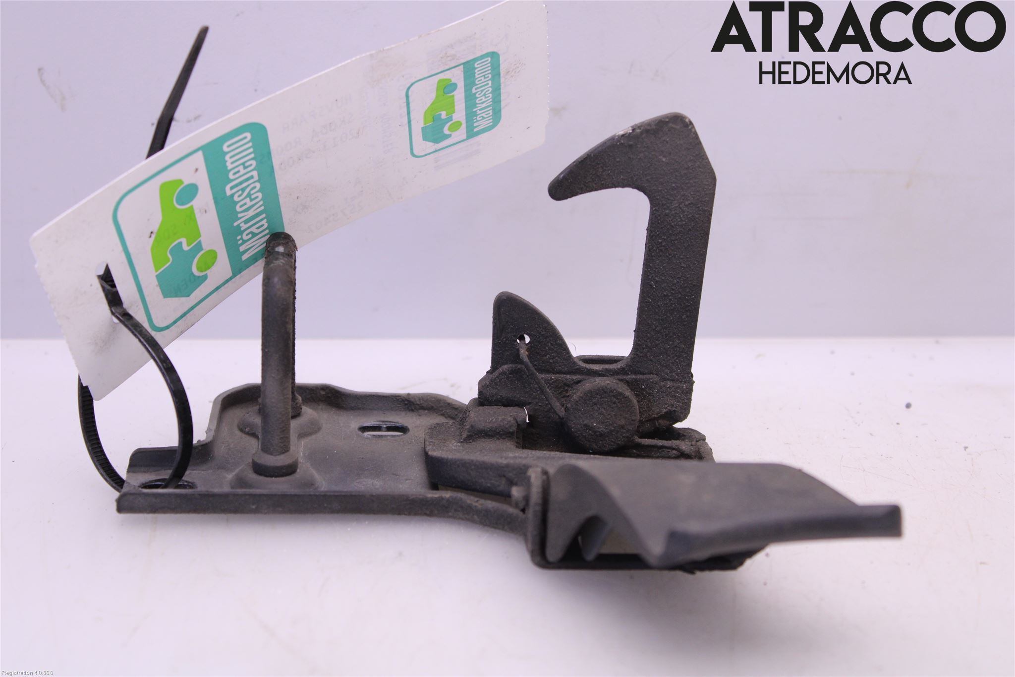 Skoda ROOMSTER Huv Spärr