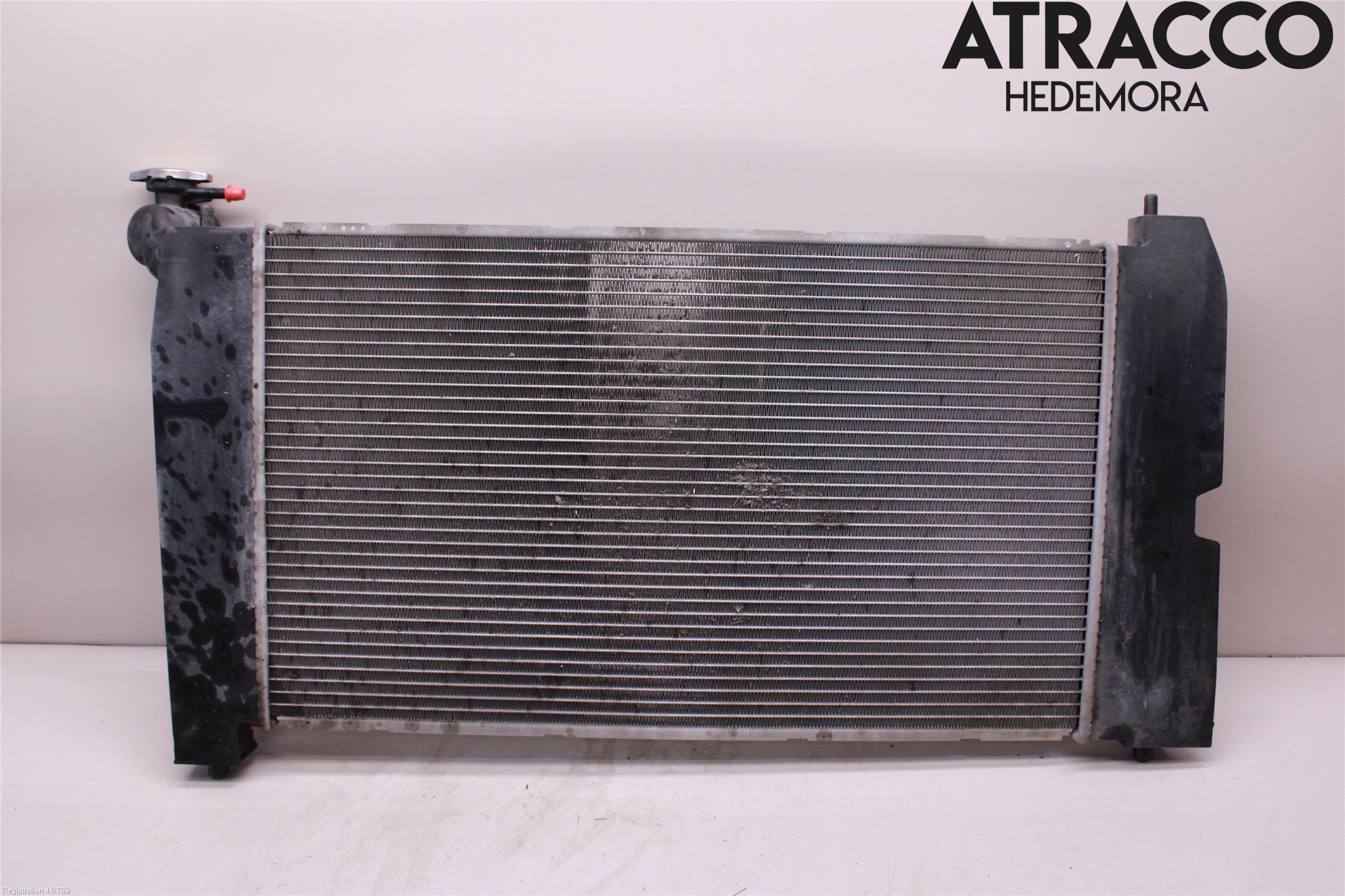 Toyota AVENSIS 03-06 Kylare Man