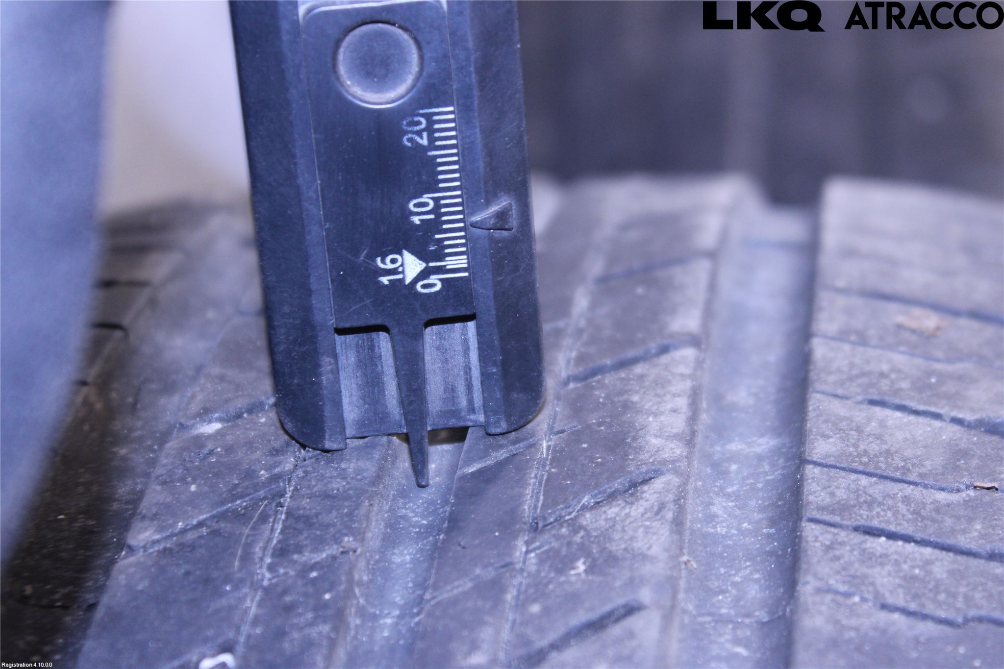 Peugeot 2008 13-20 Sommardäck Alumfälg 4St