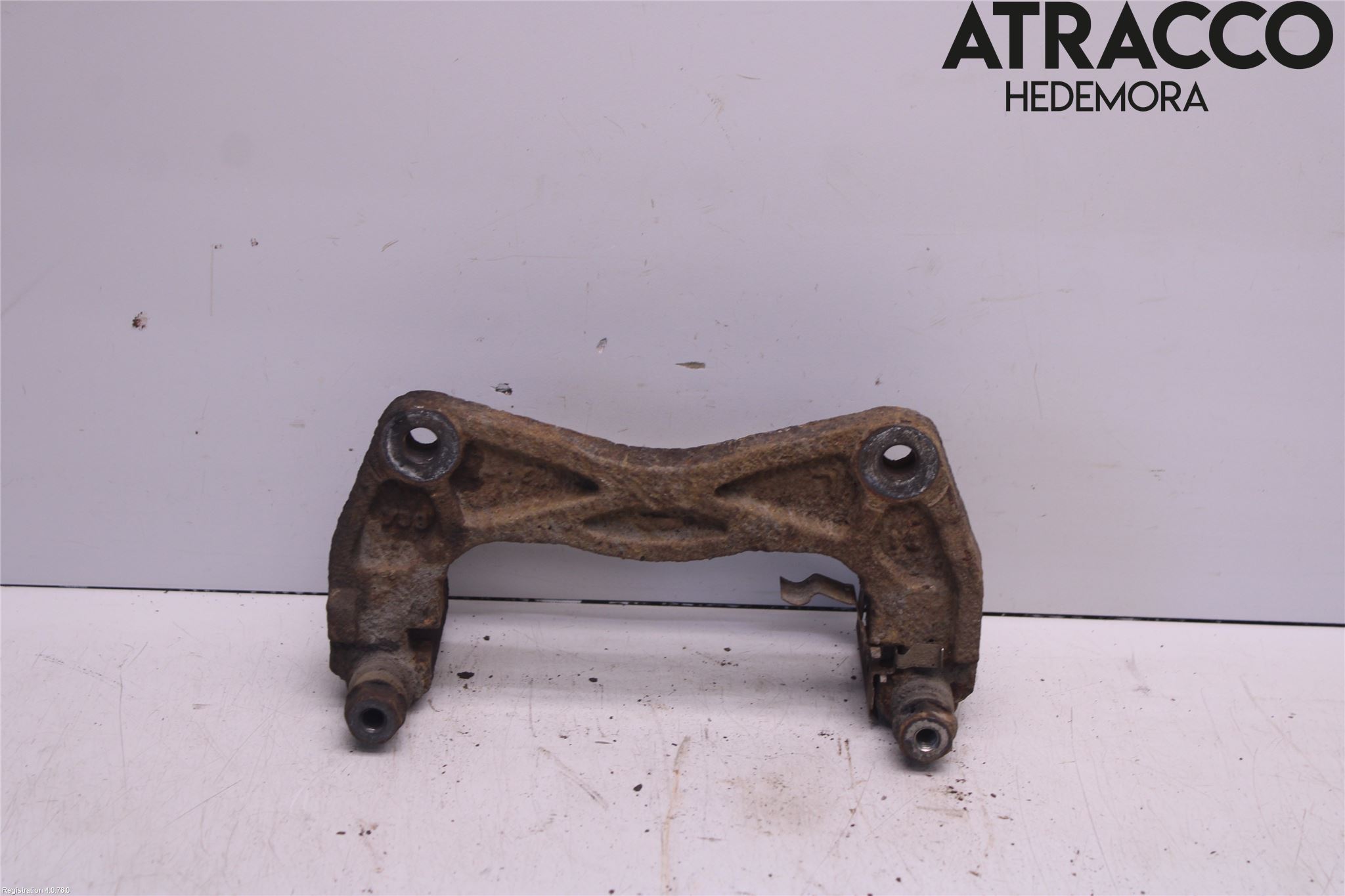 Subaru B9 TRIBECA  06-07 Bromsokshållare