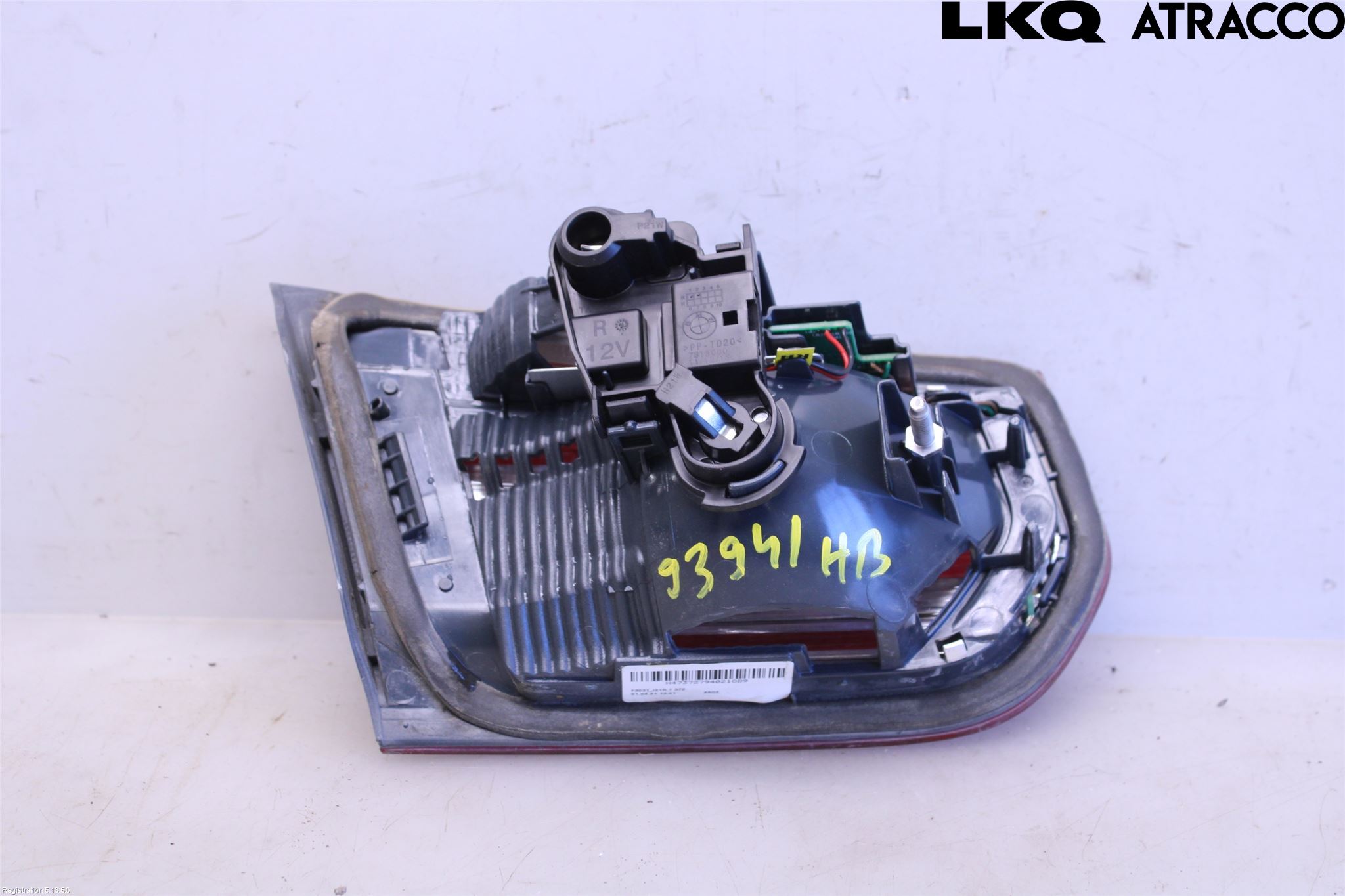 BMW 3 F30/F31/F80 12-19 Bakljus Lucka Hö