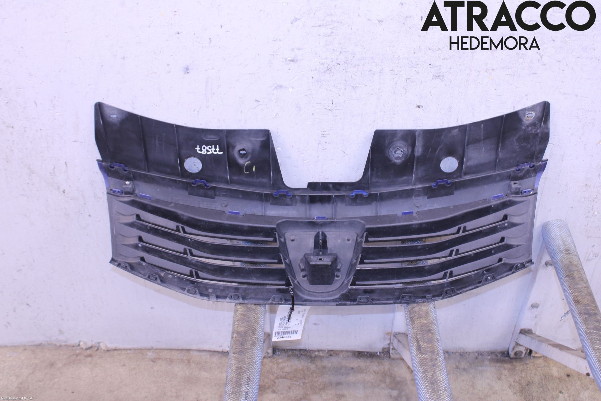 Dacia SANDERO 09-13 Grill Komp