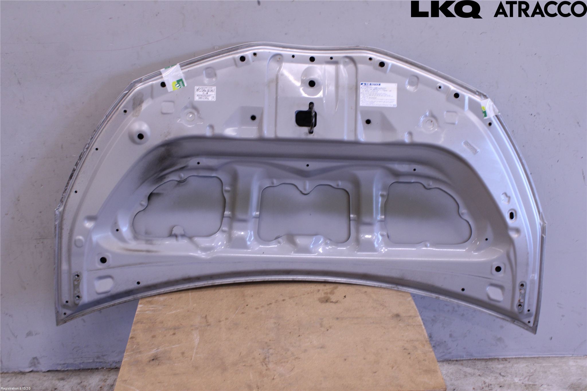 Toyota YARIS XP130 15-20 Huv Fram