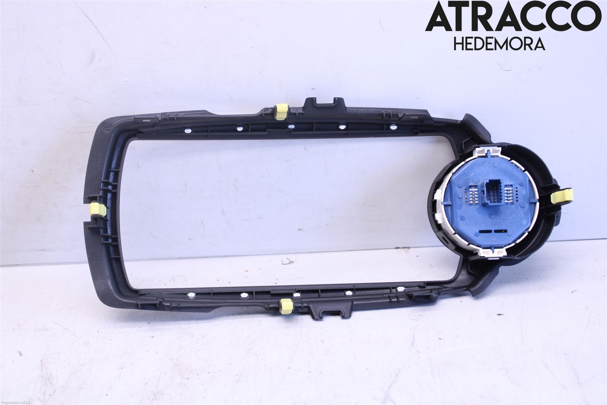 Toyota YARIS XP130 15-20 Instrument-Radio Sarg