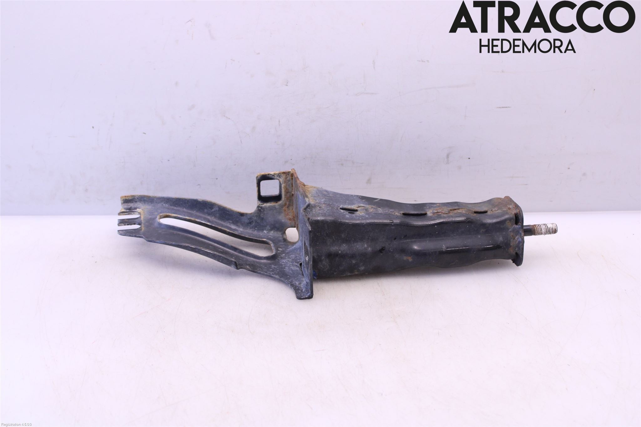 Volvo XC70 08-13 Stötfångarbärjärn Fram