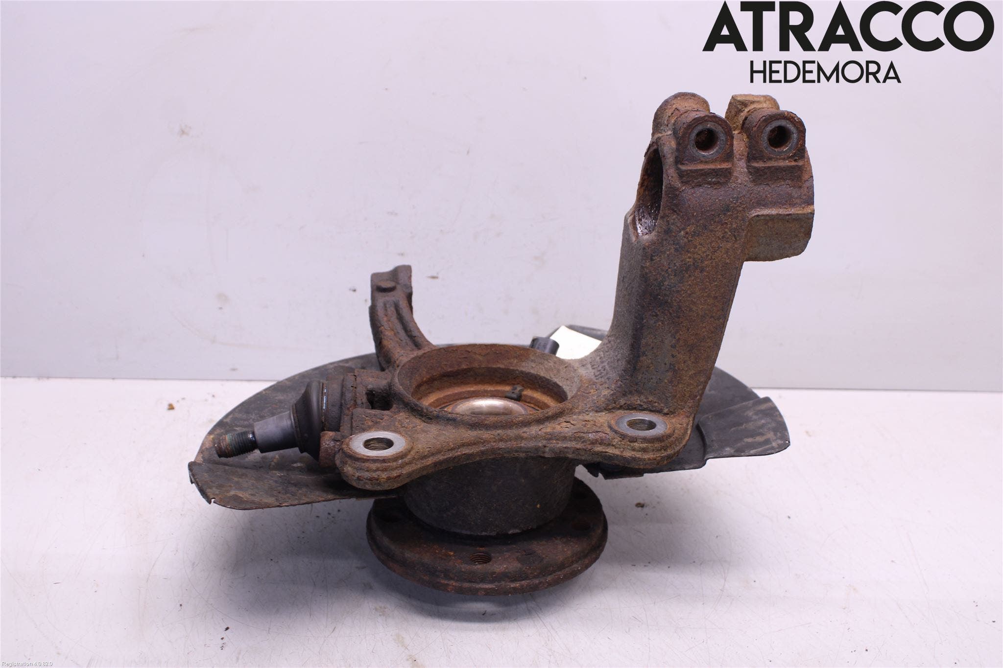 Volkswagen VW TRANSP/CARAVELLE (T5) 04-15 Styrspindel Lagerhus Vä