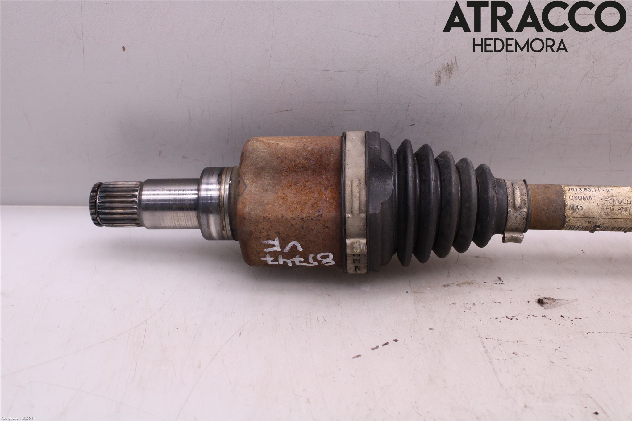 Ford FIESTA 13-17 Drivaxel Fram Vänster