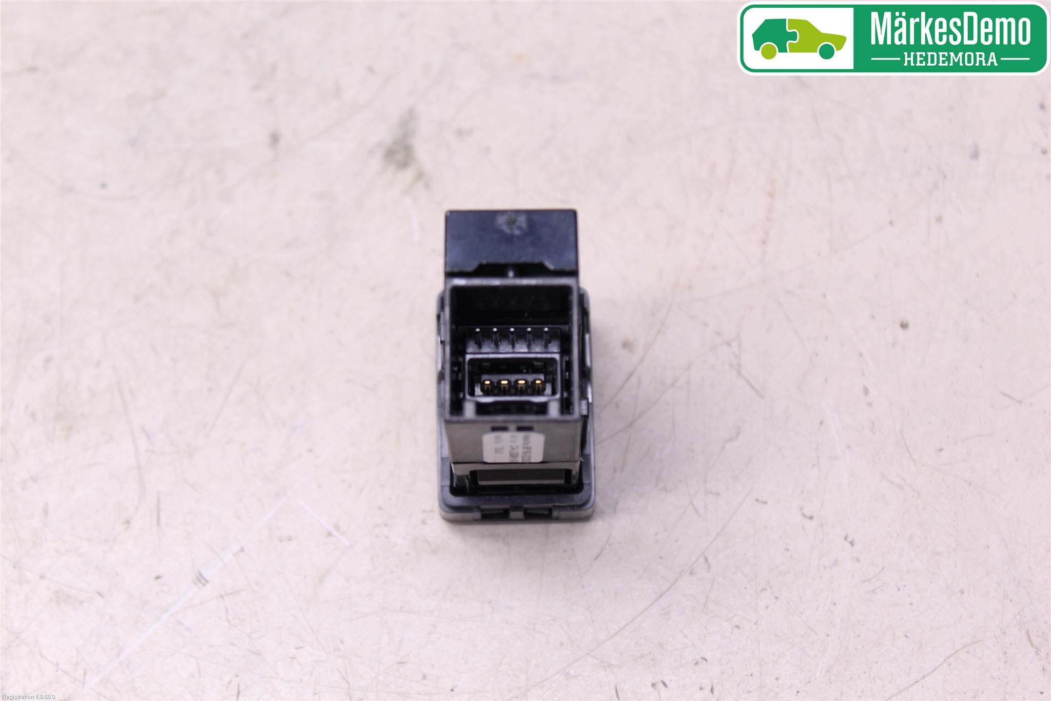 Toyota AURIS 13-19 Usb Connection