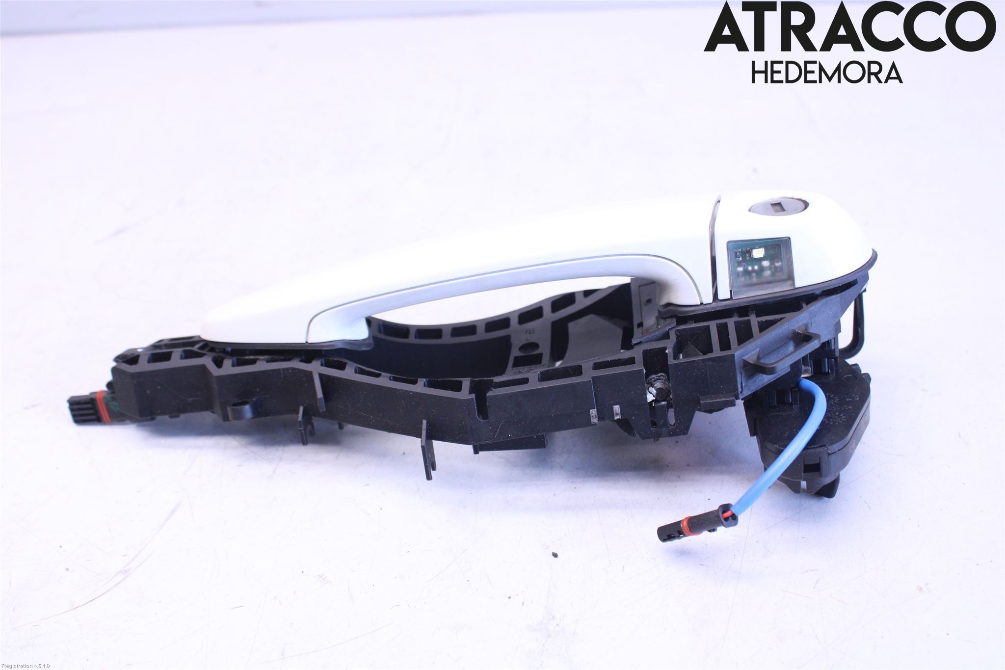 BMW 3 F30/F31/F80 12-19 Dörrhandtag Yttre Vä