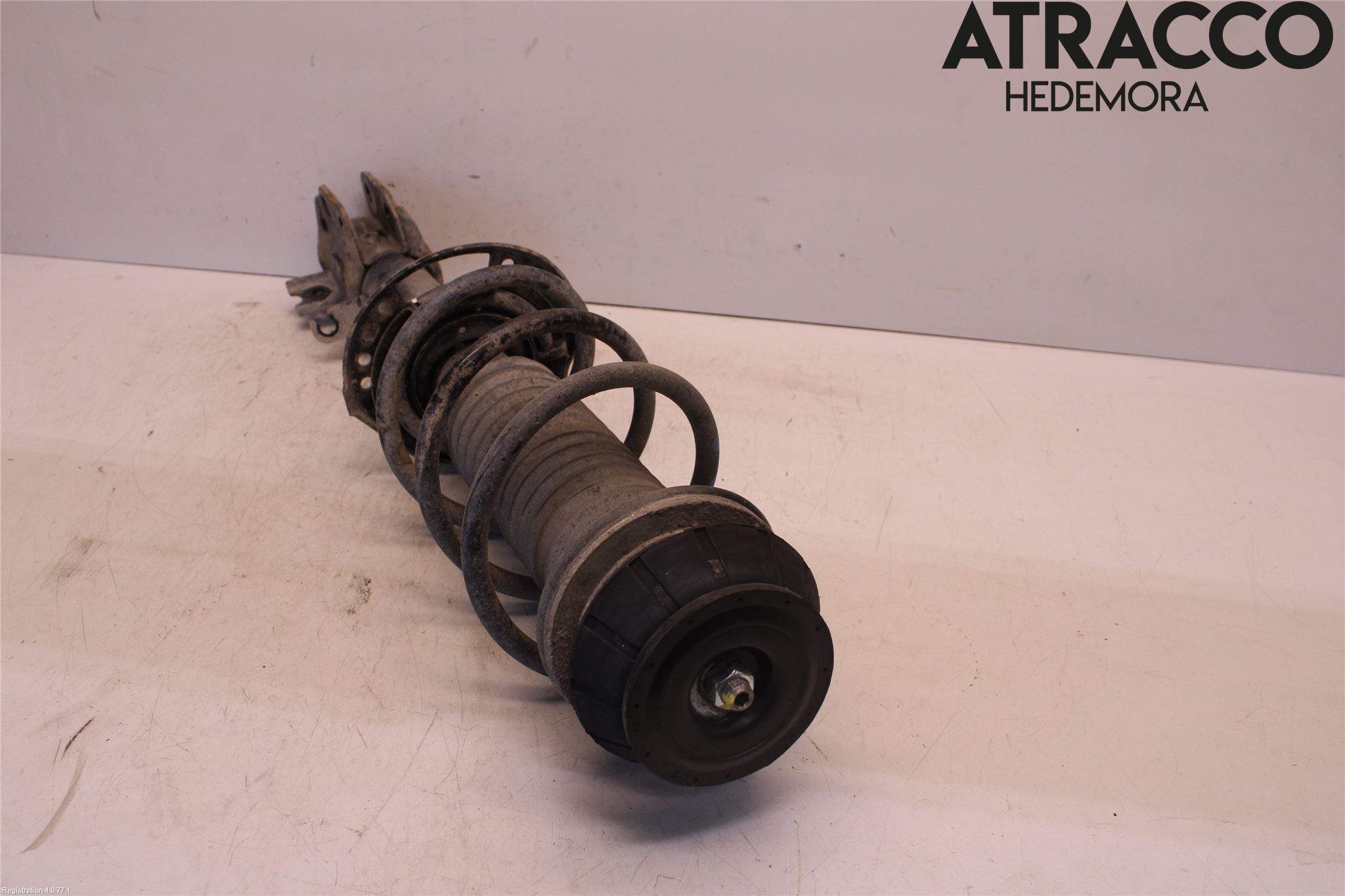 Suzuki VITARA 15- Fjäderben Fram Höger