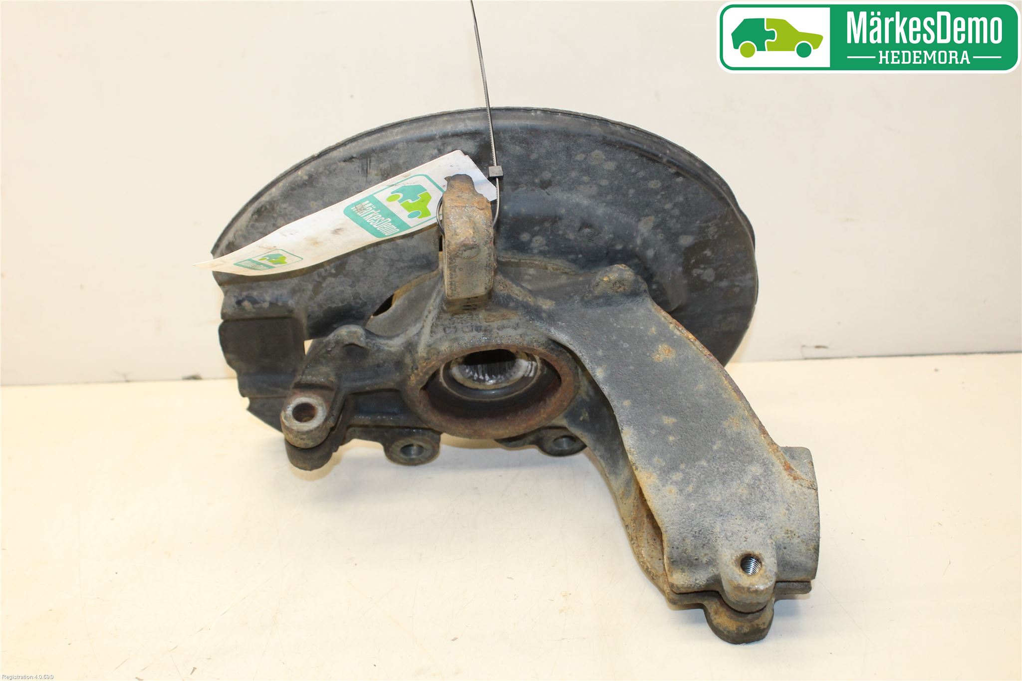 Ford FOCUS 11-14 Styrspindel Lagerhus Vä