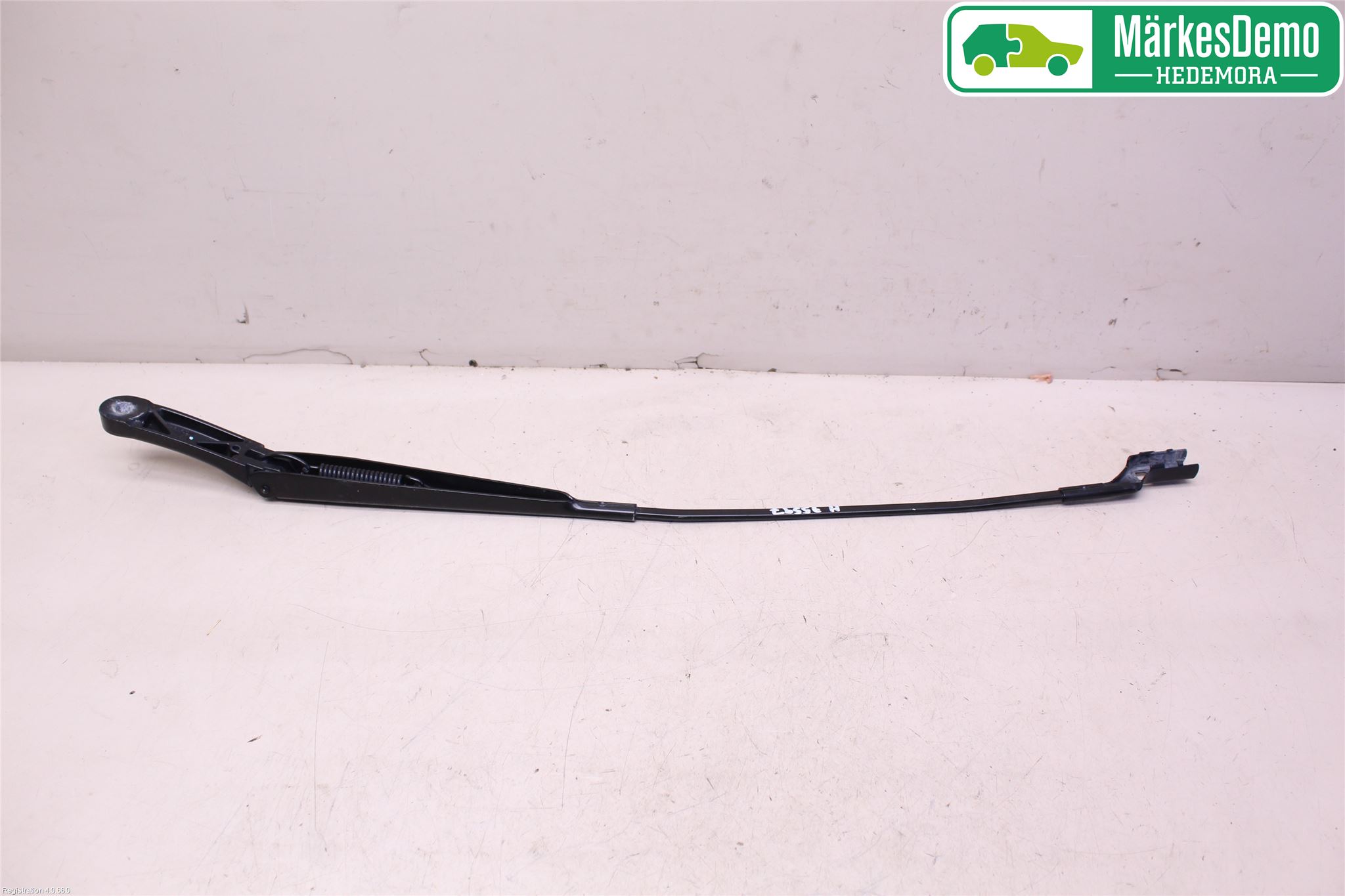 Volkswagen VW UP! / E-UP! Torkararm Armar Vindruta