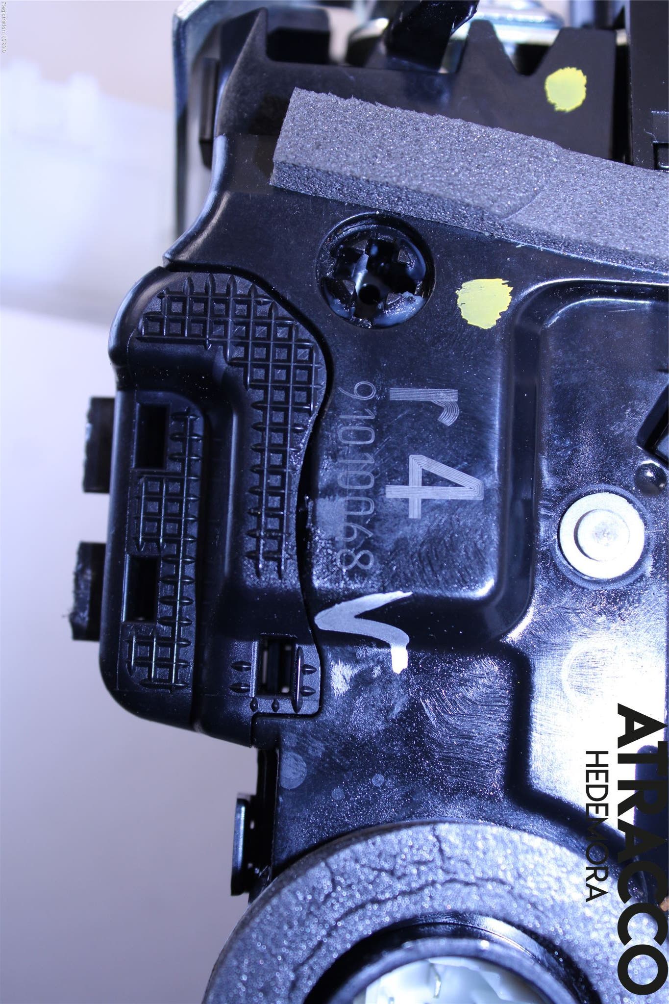 Toyota C-HR 16-23 Låskista-Dörrlås