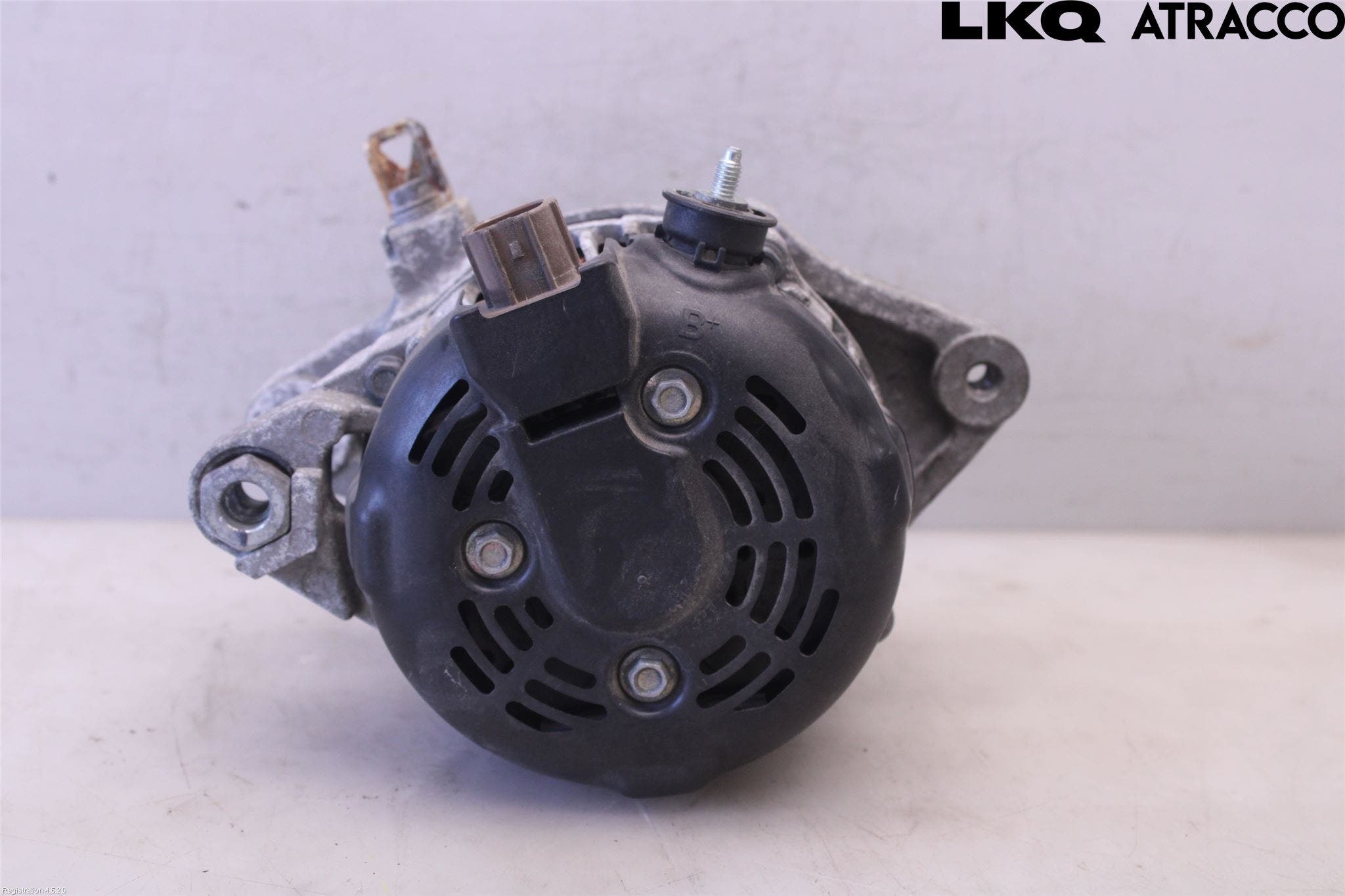 Toyota AVENSIS 09-15 Generator